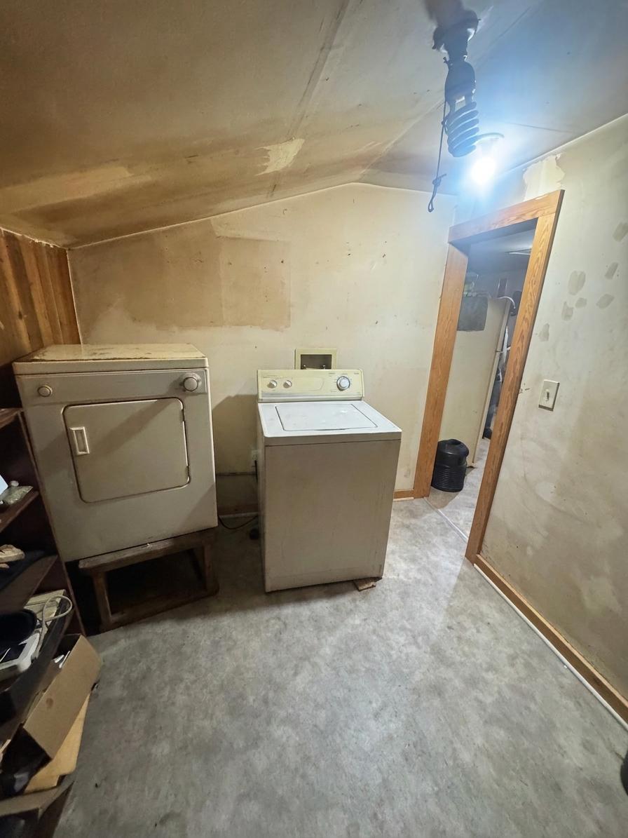 1969 single family home for sale at 511 5th Street NW in Aitkin, MN — 2 bed, 1 bath (photo 14 of 19)