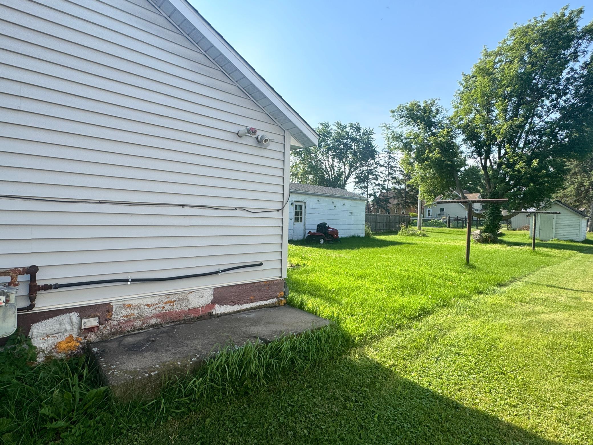 1969 single family home for sale at 511 5th Street NW in Aitkin, MN — 2 bed, 1 bath (photo 4 of 19)