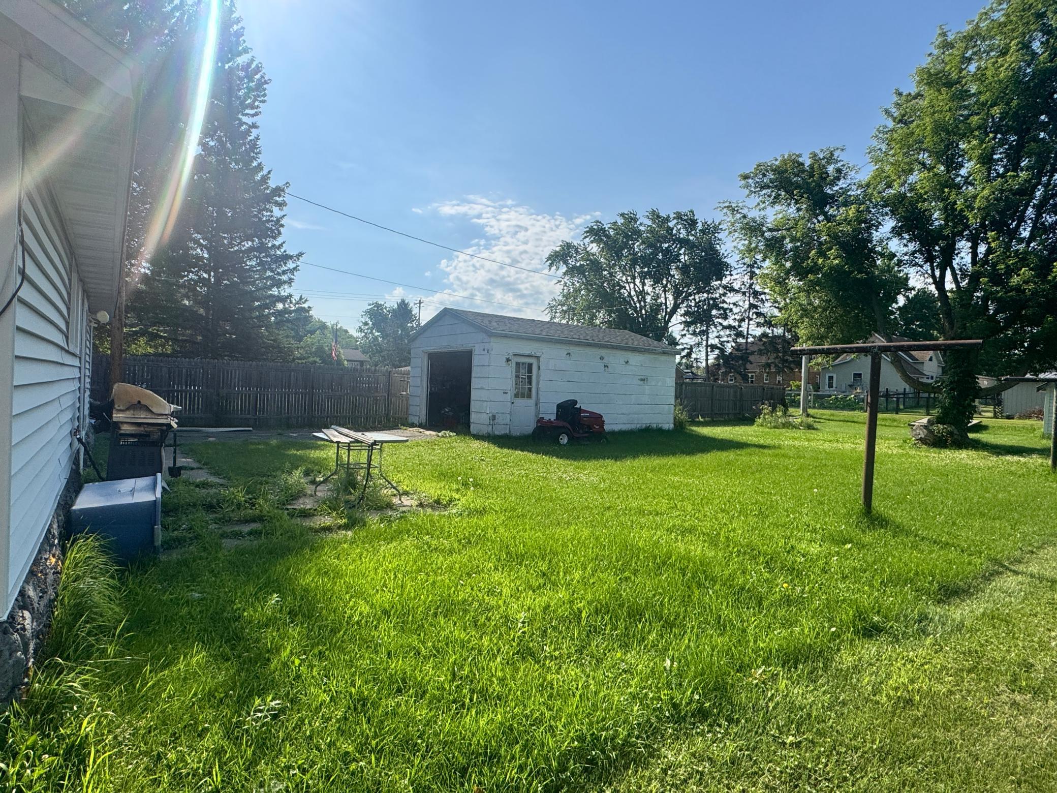 1969 single family home for sale at 511 5th Street NW in Aitkin, MN — 2 bed, 1 bath (photo 5 of 19)