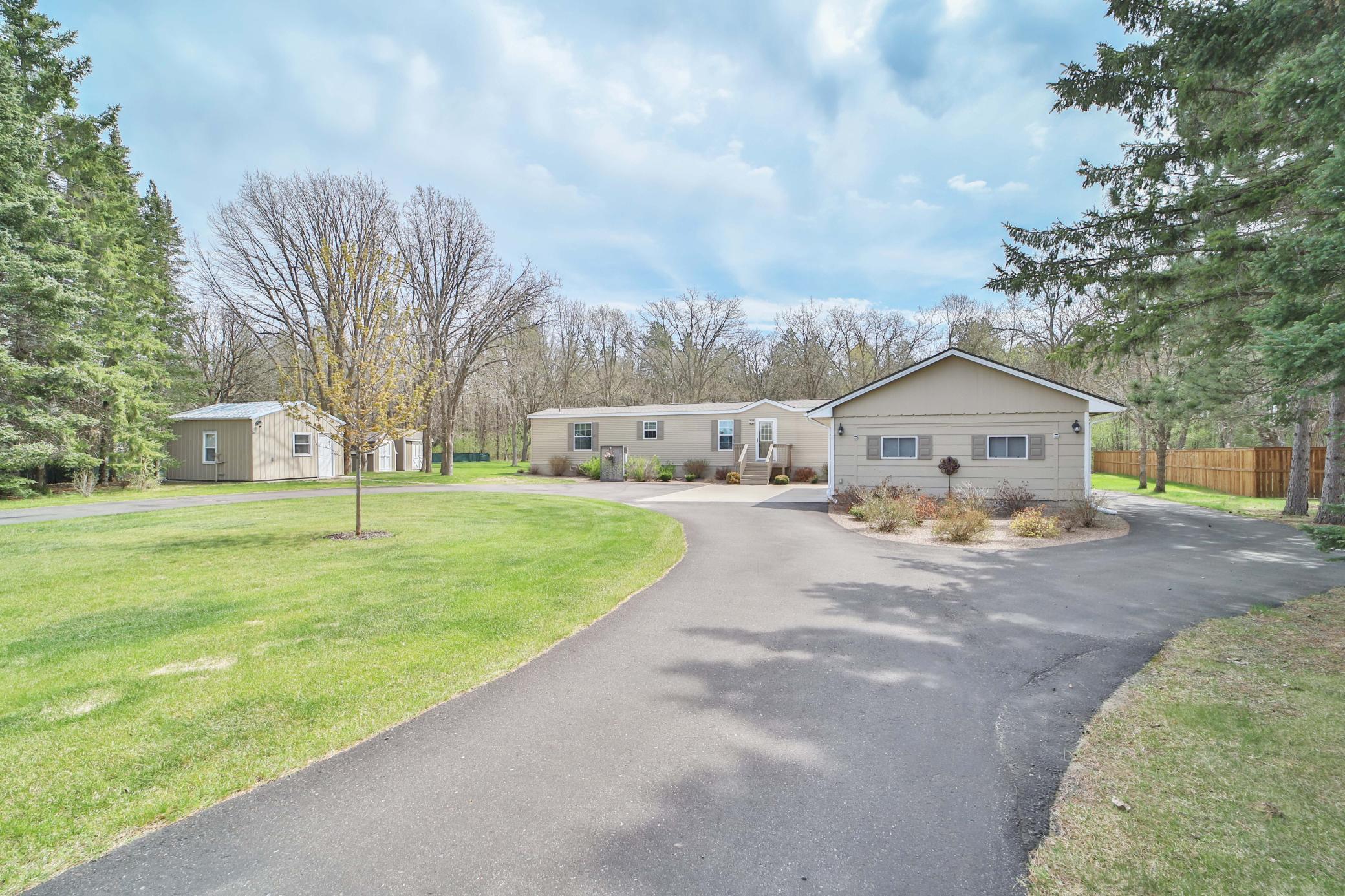 2016 single family home for sale at 9188 Estate Circle in Brainerd, MN — 3 bed, 2 bath (photo 3 of 56)