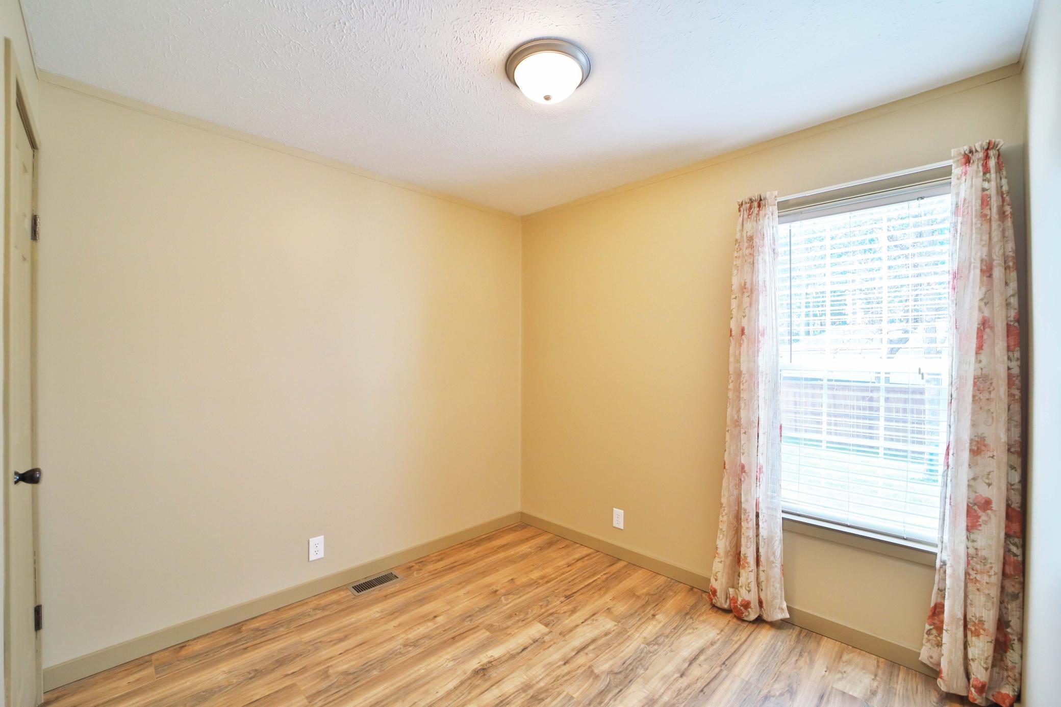 2016 single family home for sale at 9188 Estate Circle in Brainerd, MN — 3 bed, 2 bath (photo 28 of 56)