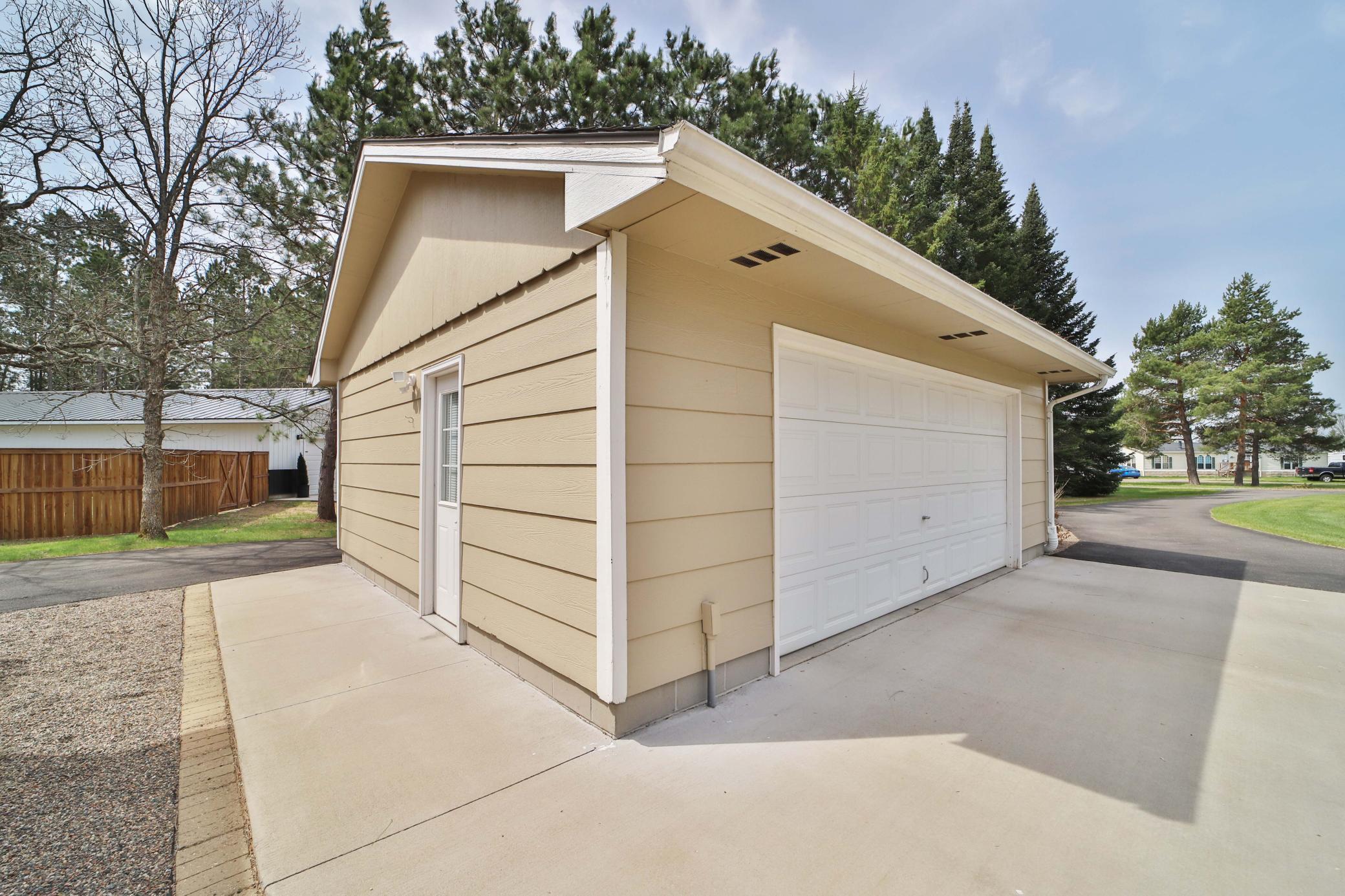 2016 single family home for sale at 9188 Estate Circle in Brainerd, MN — 3 bed, 2 bath (photo 47 of 56)