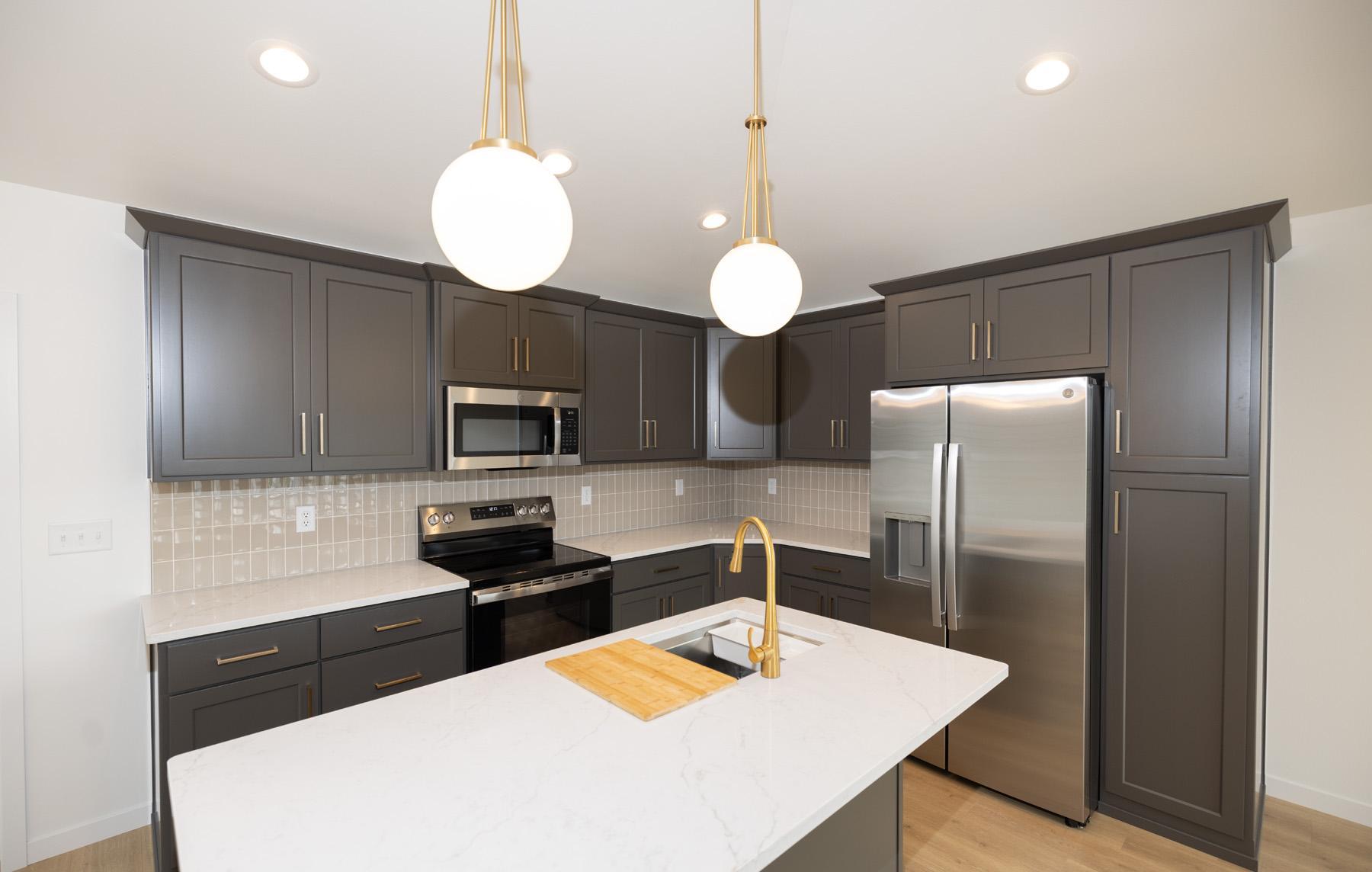 2026 single family home for sale at 2575 Golden Lane S in Fargo, ND — 4 bed, 3 bath (photo 11 of 44)