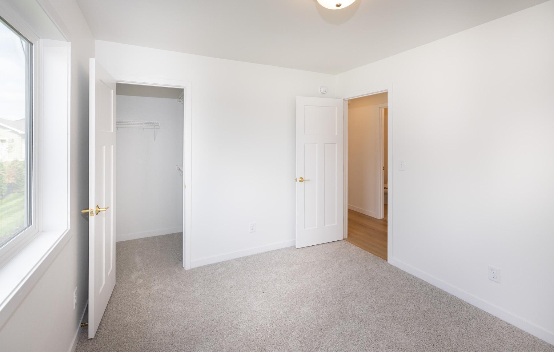 2026 single family home for sale at 2575 Golden Lane S in Fargo, ND — 4 bed, 3 bath (photo 21 of 44)