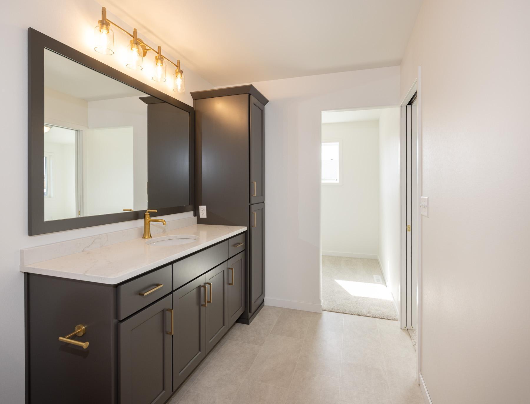 2026 single family home for sale at 2575 Golden Lane S in Fargo, ND — 4 bed, 3 bath (photo 26 of 44)