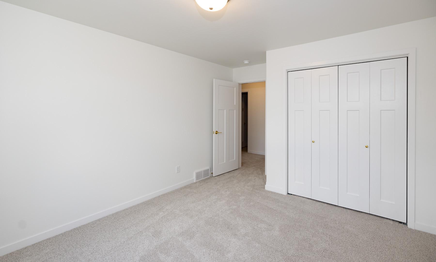2026 single family home for sale at 2575 Golden Lane S in Fargo, ND — 4 bed, 3 bath (photo 34 of 44)