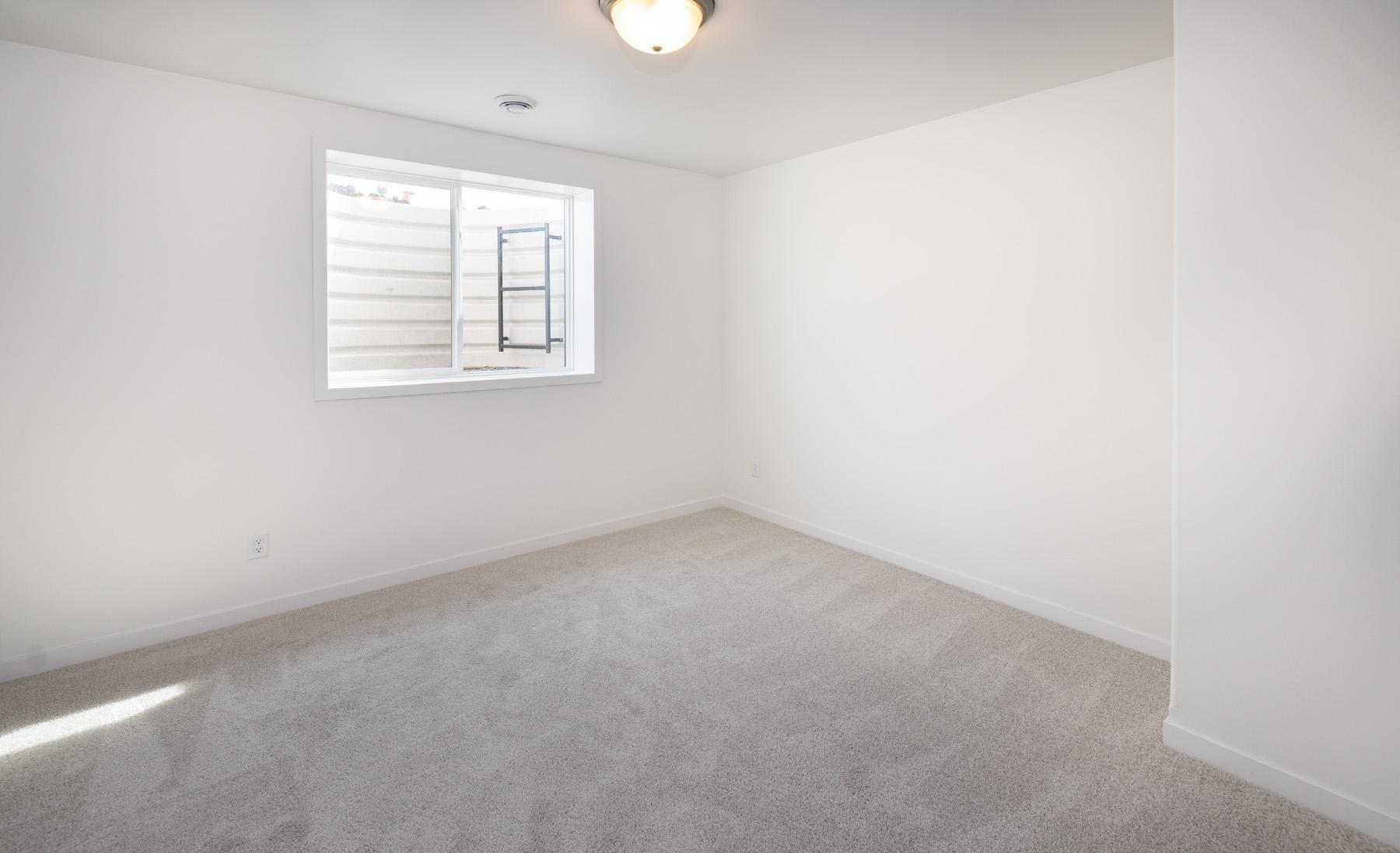 2026 single family home for sale at 2575 Golden Lane S in Fargo, ND — 4 bed, 3 bath (photo 39 of 44)