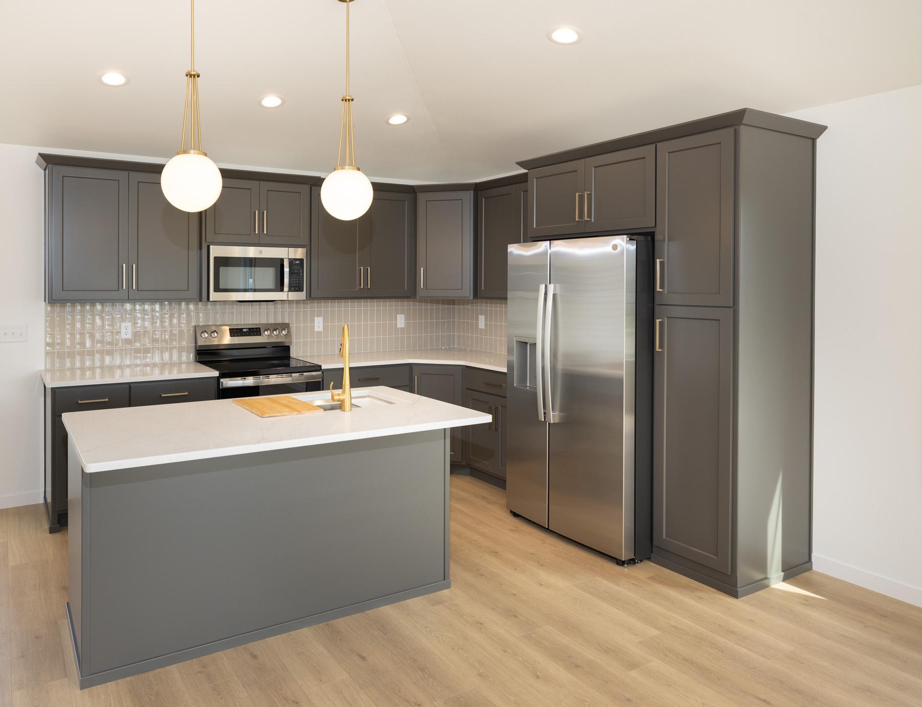 2026 single family home for sale at 2575 Golden Lane S in Fargo, ND — 4 bed, 3 bath (photo 7 of 44)