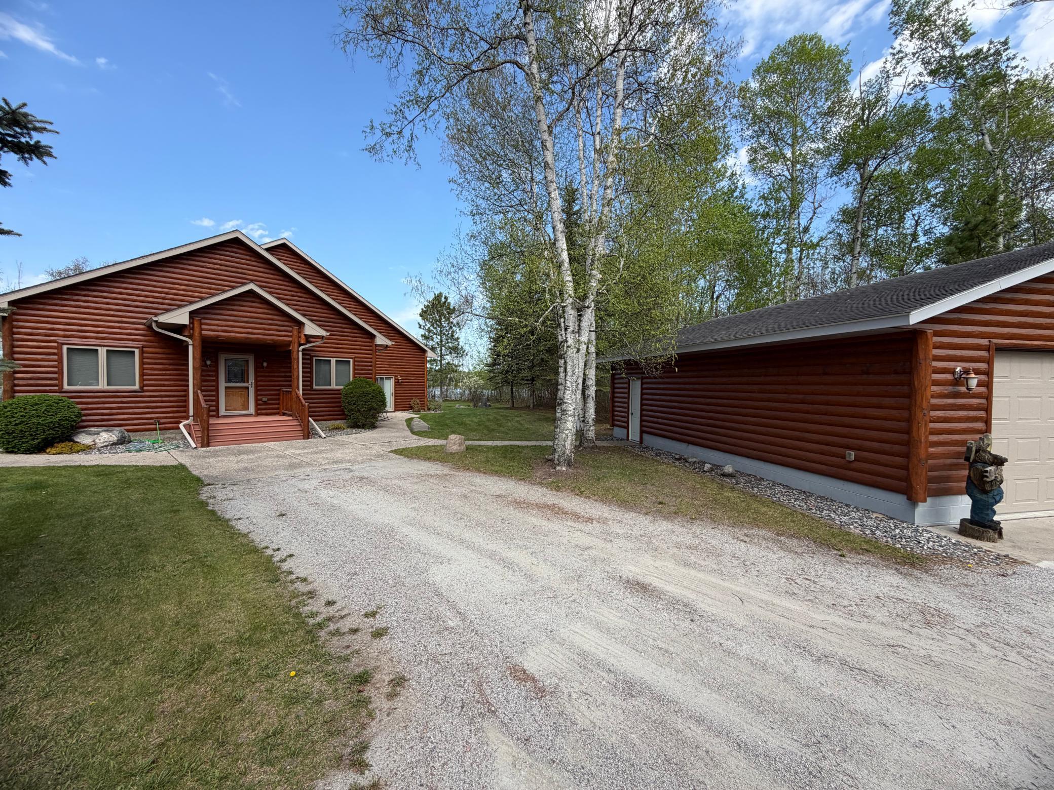 1377 Riverside Drive NW, Baudette MN 56623 - Photo 3 of 54