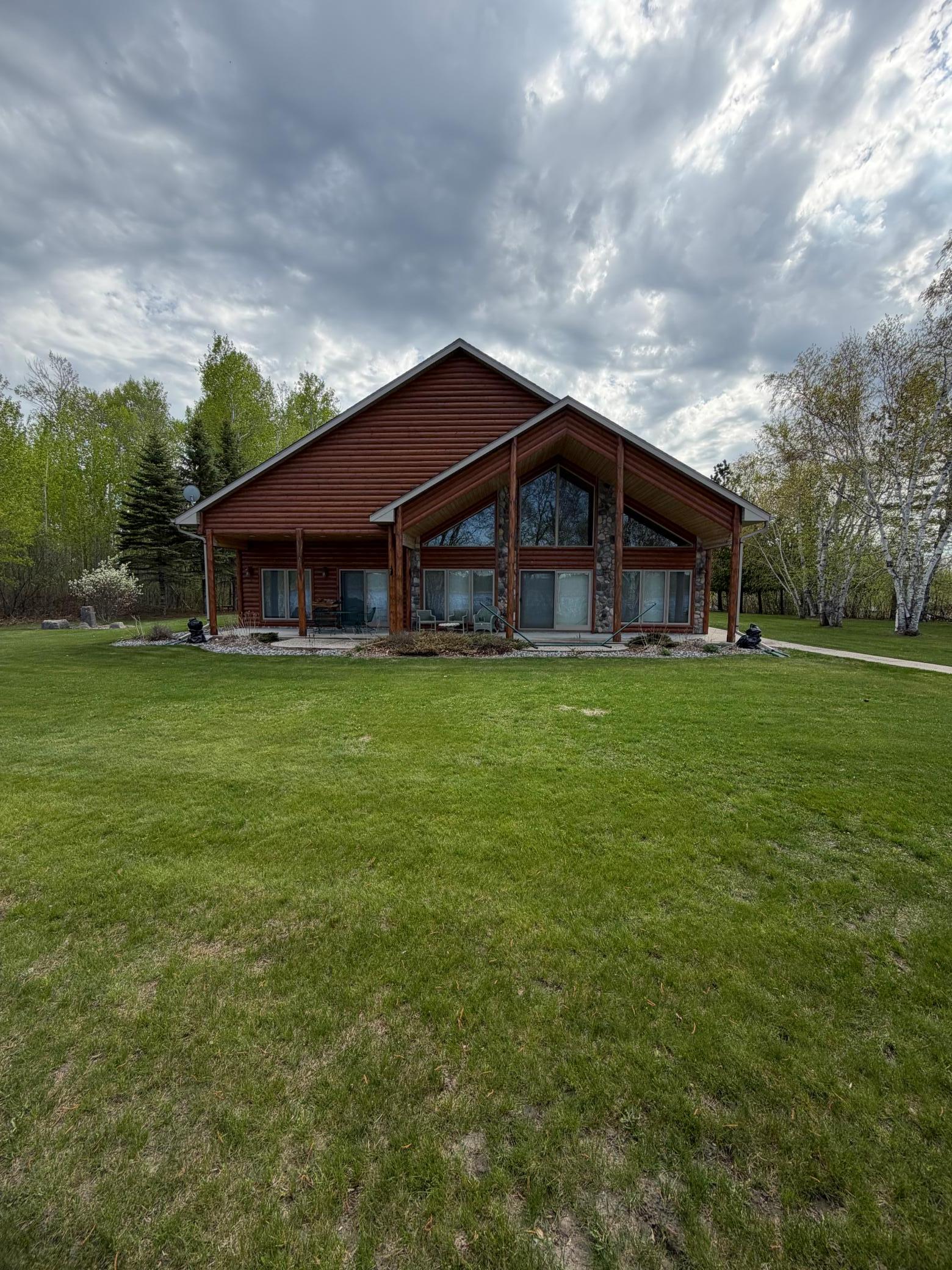 1377 Riverside Drive NW, Baudette MN 56623 - Photo 9 of 54