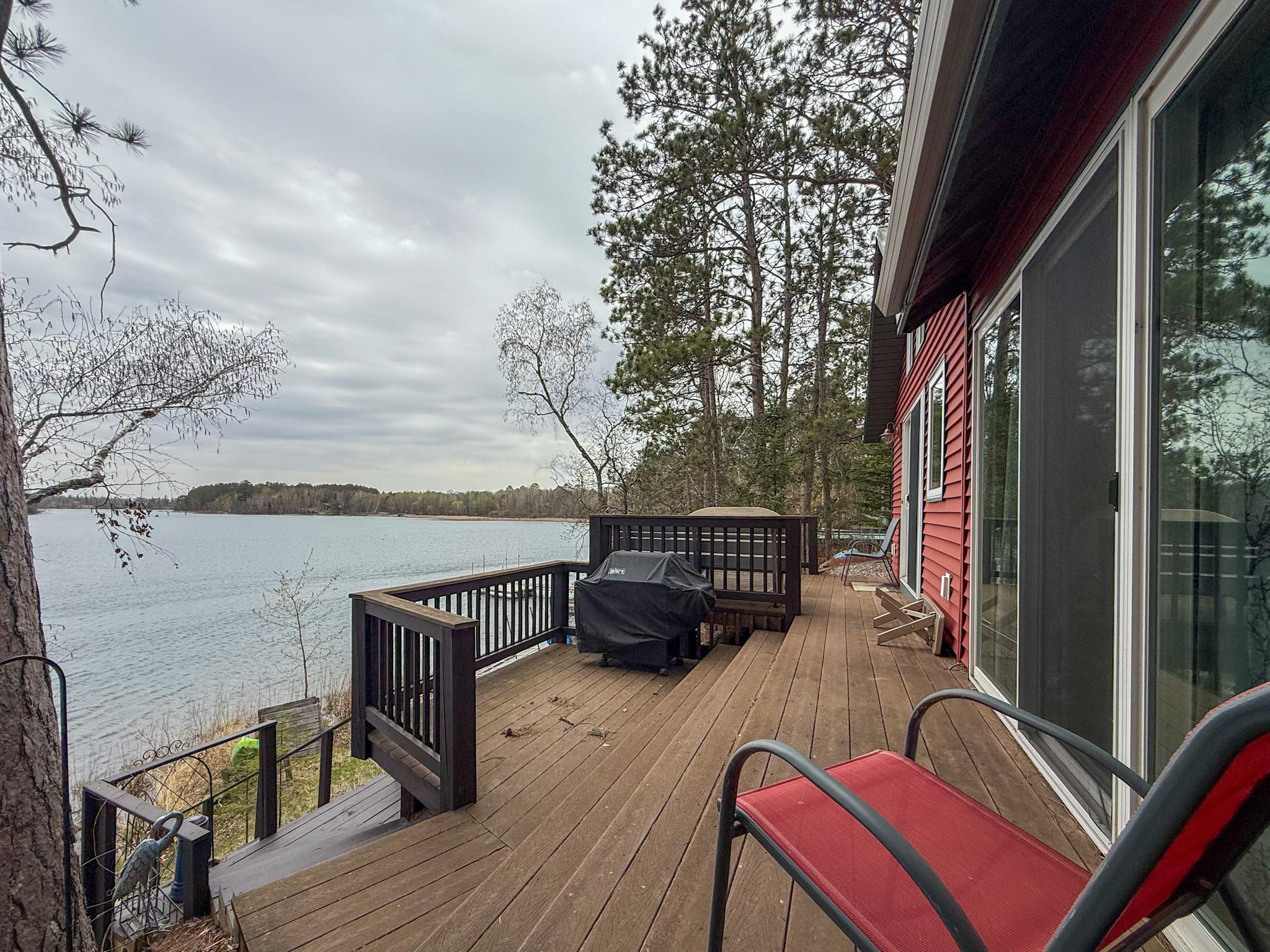 1947 single family home for sale at 2404 Lodge Road NE in Bemidji, MN — 1 bed, 1 bath (photo 12 of 38)