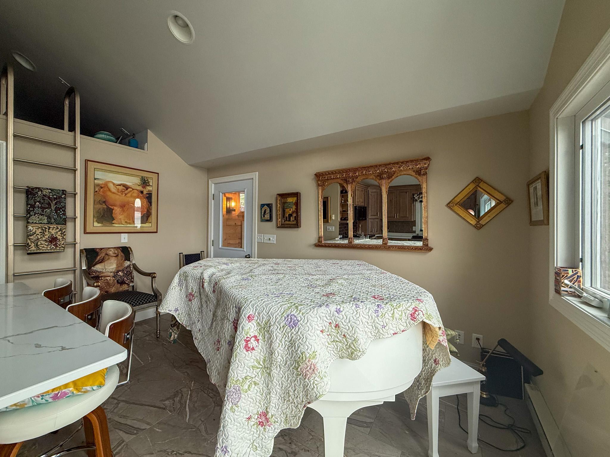 1947 single family home for sale at 2404 Lodge Road NE in Bemidji, MN — 1 bed, 1 bath (photo 29 of 38)