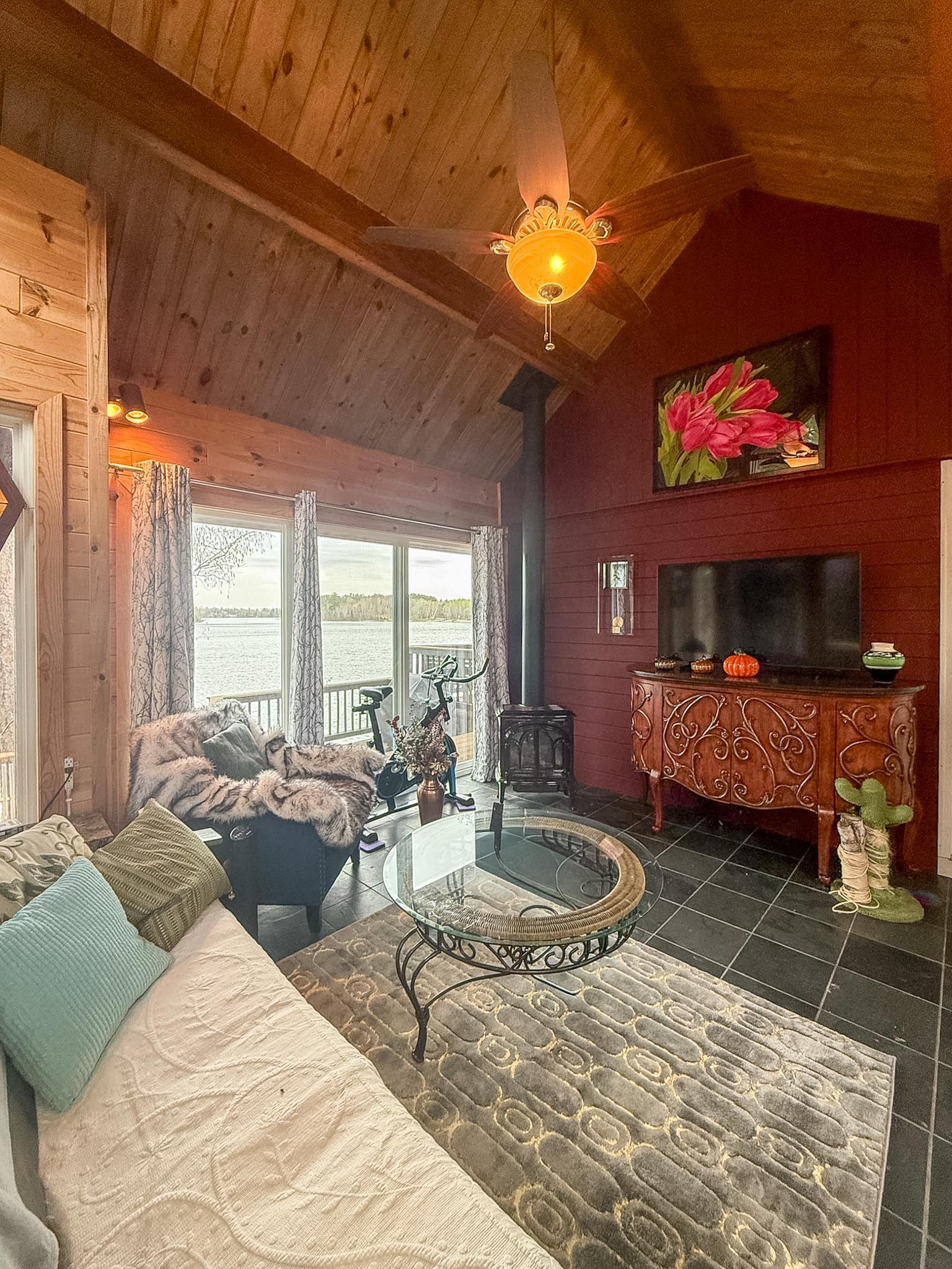 1947 single family home for sale at 2404 Lodge Road NE in Bemidji, MN — 1 bed, 1 bath (photo 32 of 38)