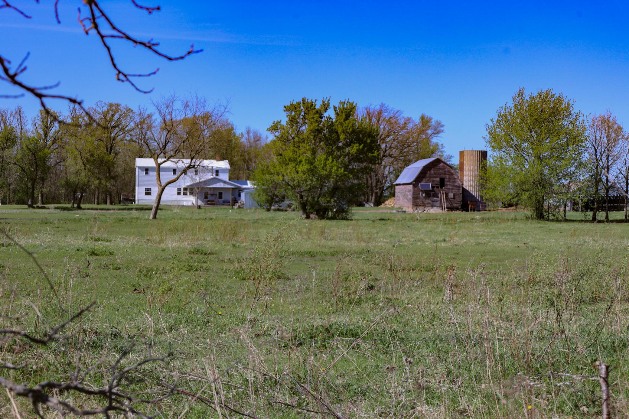 1995 single family home for sale at 28396 570th Avenue in Deer Creek, MN — 5 bed, 1 bath (photo 13 of 43)