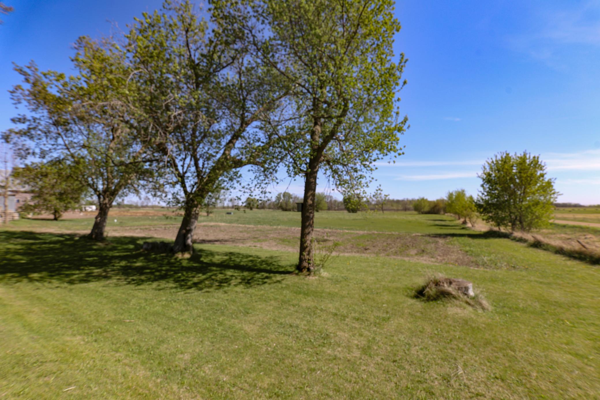 1995 single family home for sale at 28396 570th Avenue in Deer Creek, MN — 5 bed, 1 bath (photo 9 of 43)