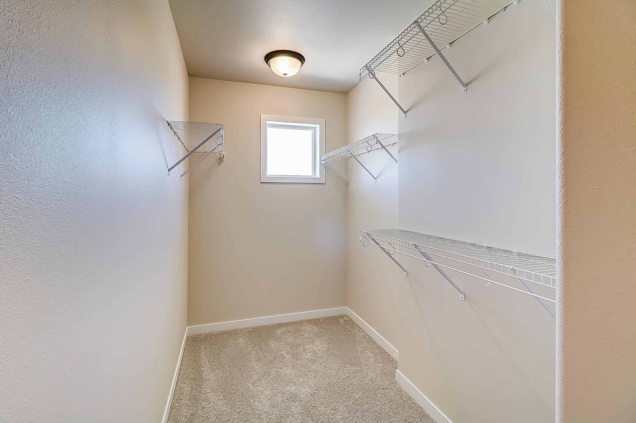6722 Selkirk Drive S, Fargo ND 58104 - Photo 19 of 29