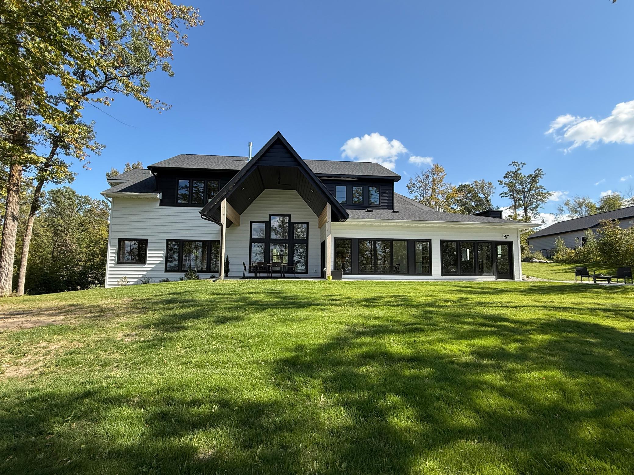 2023 single family home for sale at 4621 Waville Road NE in Bemidji, MN — 5 bed, 4 bath (photo 2 of 71)
