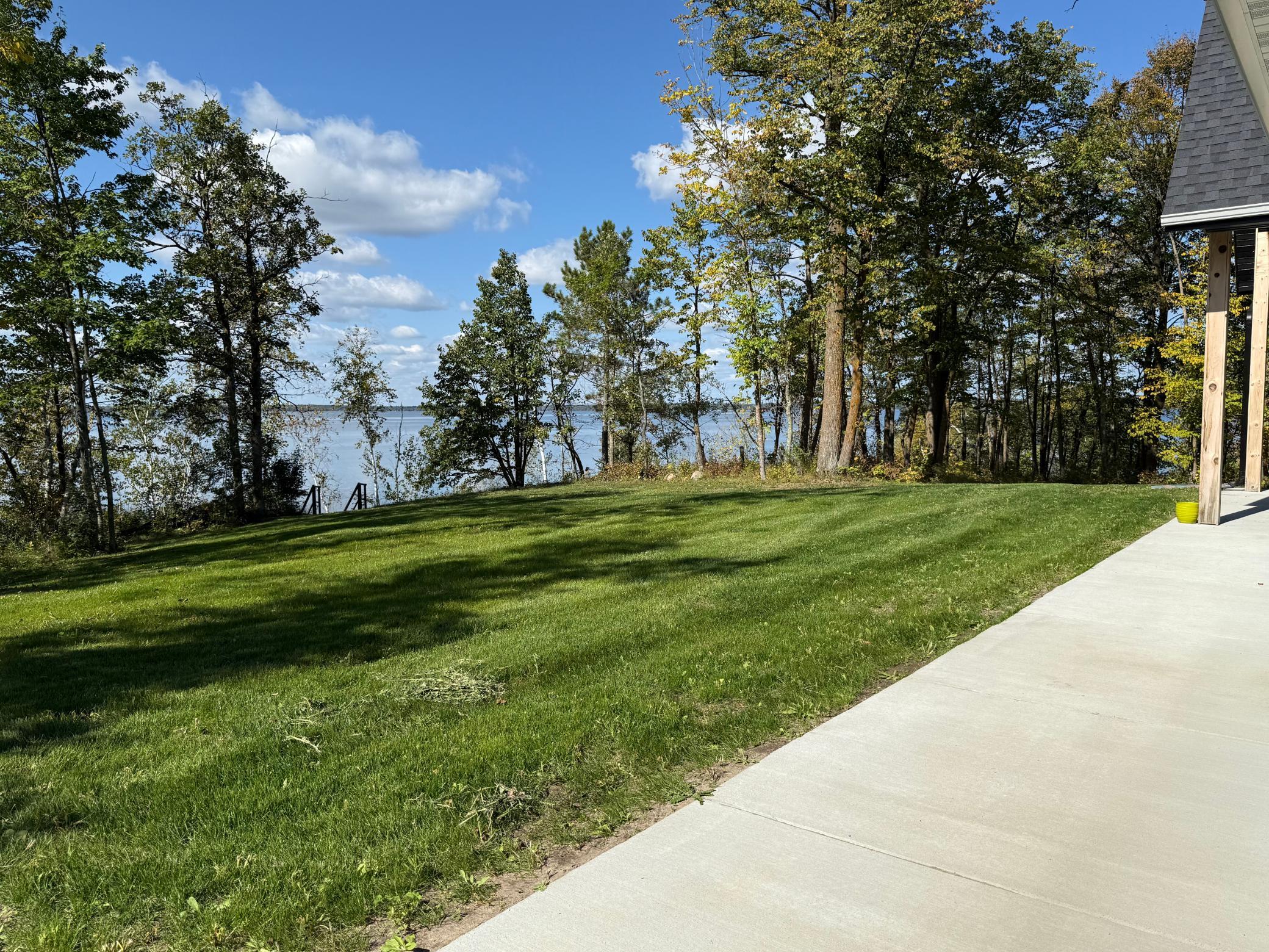 2023 single family home for sale at 4621 Waville Road NE in Bemidji, MN — 5 bed, 4 bath (photo 3 of 71)