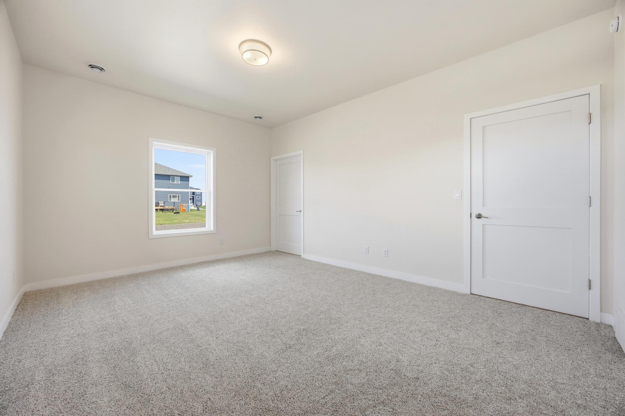 2025 single family home for sale at 4312 23rd Avenue S in Moorhead, MN — 3 bed, 3 bath (photo 19 of 35)