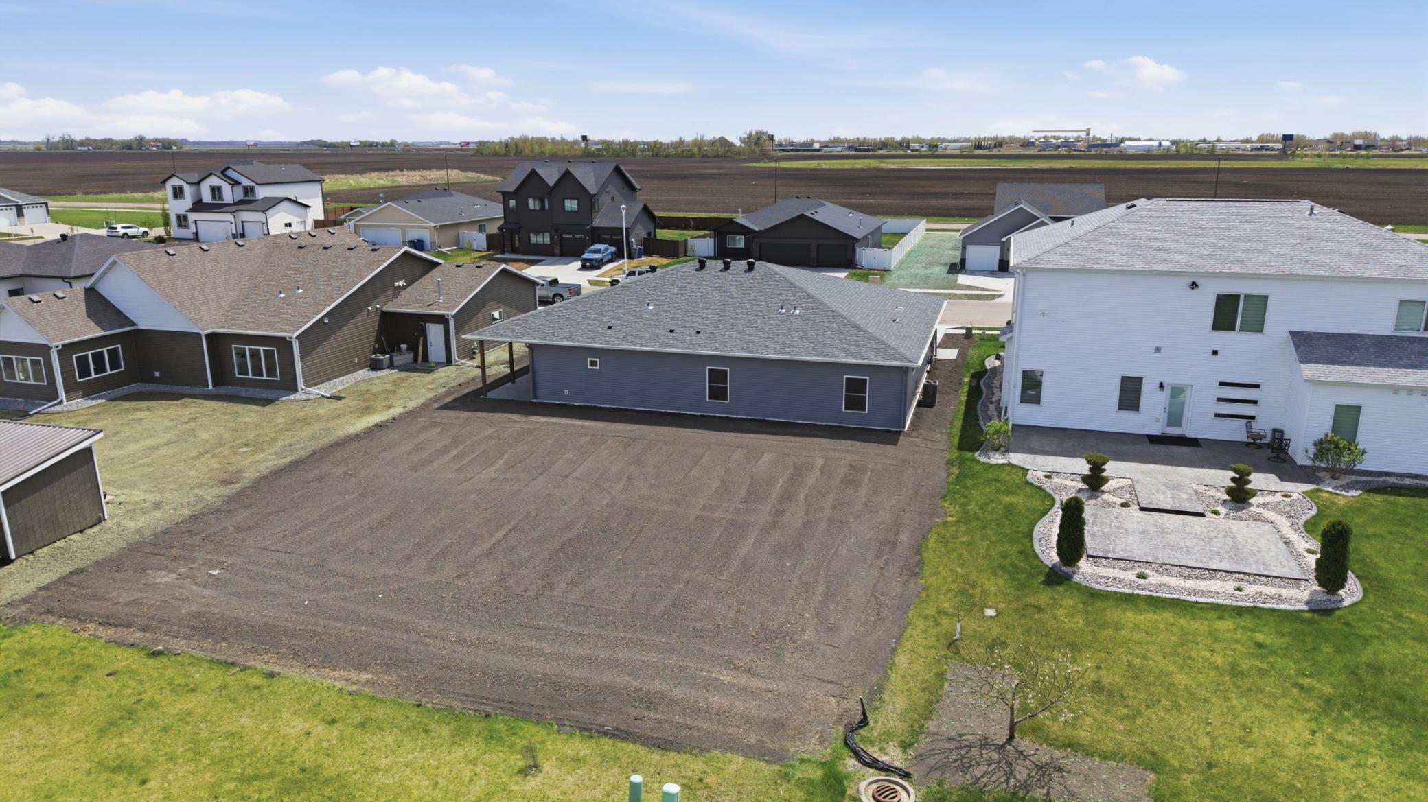 2025 single family home for sale at 4312 23rd Avenue S in Moorhead, MN — 3 bed, 3 bath (photo 29 of 35)