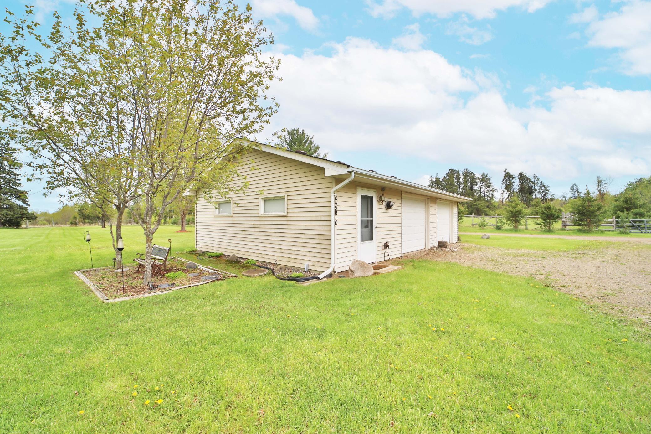 1980 single family home for sale at 42674 282nd Street in Aitkin, MN — 4 bed, 2 bath (photo 44 of 46)