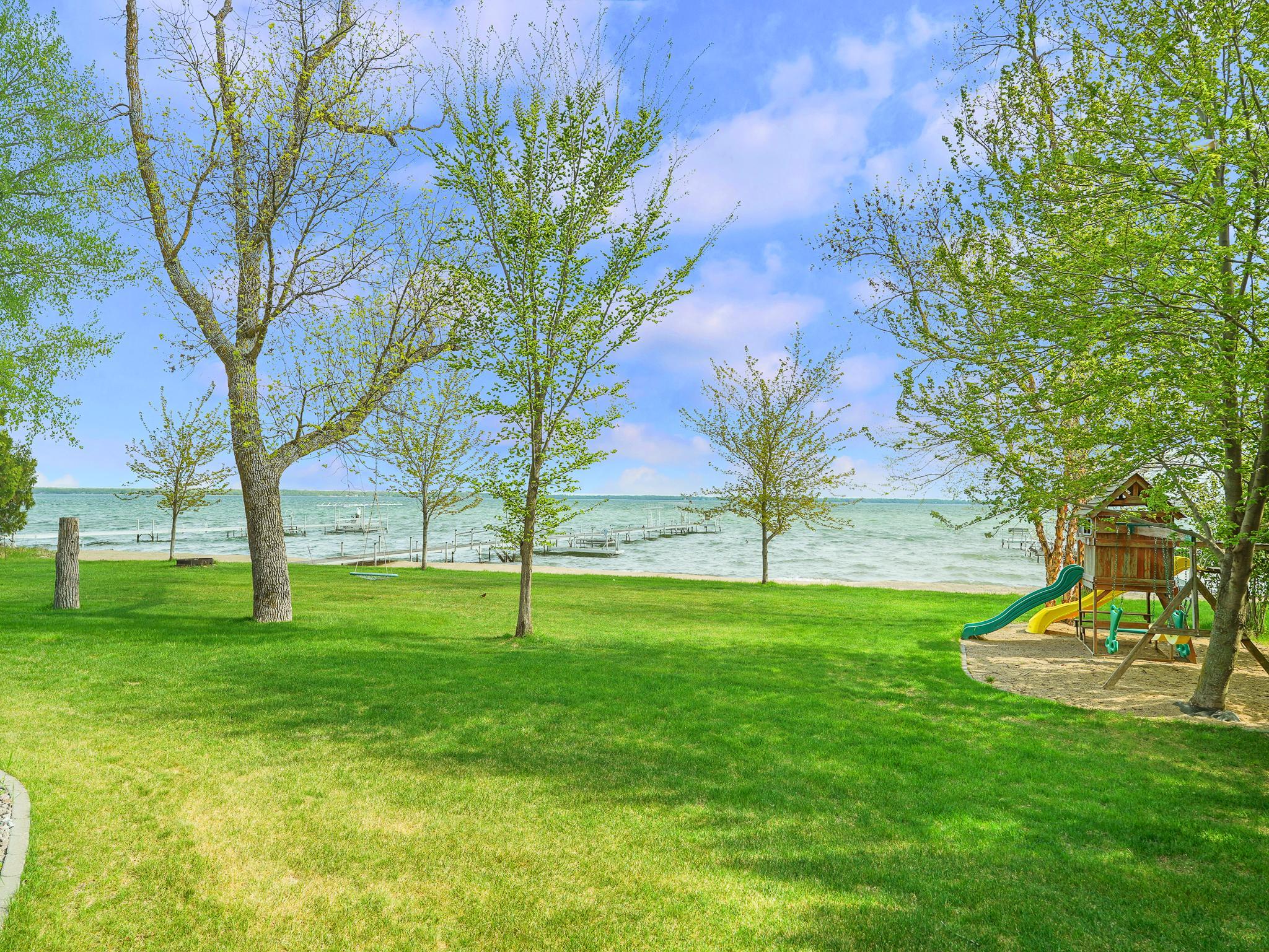 2015 single family home for sale at 41366 Co Hwy 1 in Ottertail, MN — 4 bed, 4 bath (photo 19 of 107)