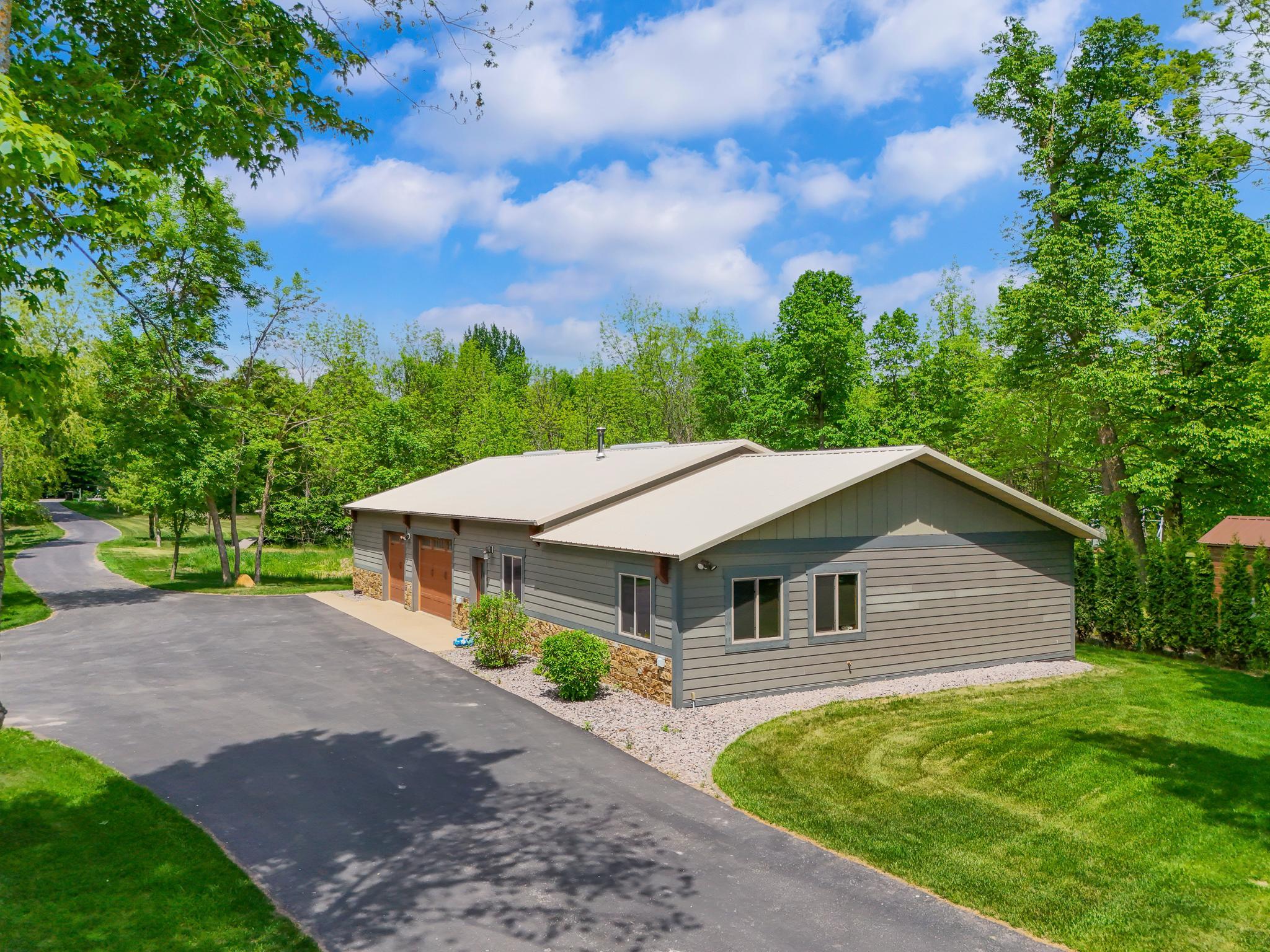 2015 single family home for sale at 41366 Co Hwy 1 in Ottertail, MN — 4 bed, 4 bath (photo 9 of 107)