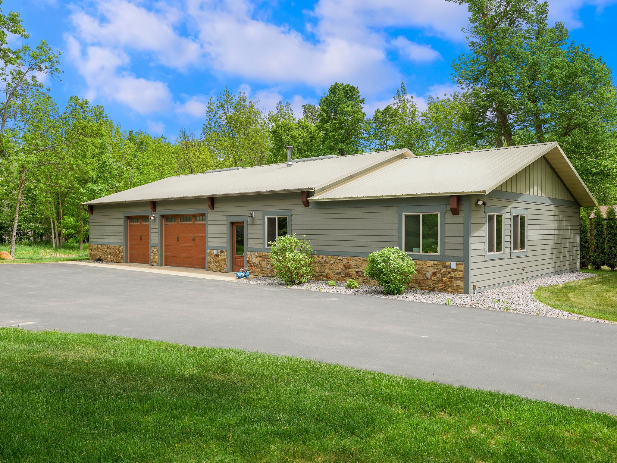 2015 single family home for sale at 41366 Co Hwy 1 in Ottertail, MN — 4 bed, 4 bath (photo 93 of 107)