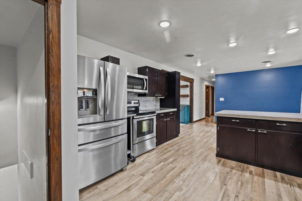 1964 single family home for sale at 248 Wegener Drive in Breckenridge, MN — 5 bed, 2 bath (photo 20 of 72)
