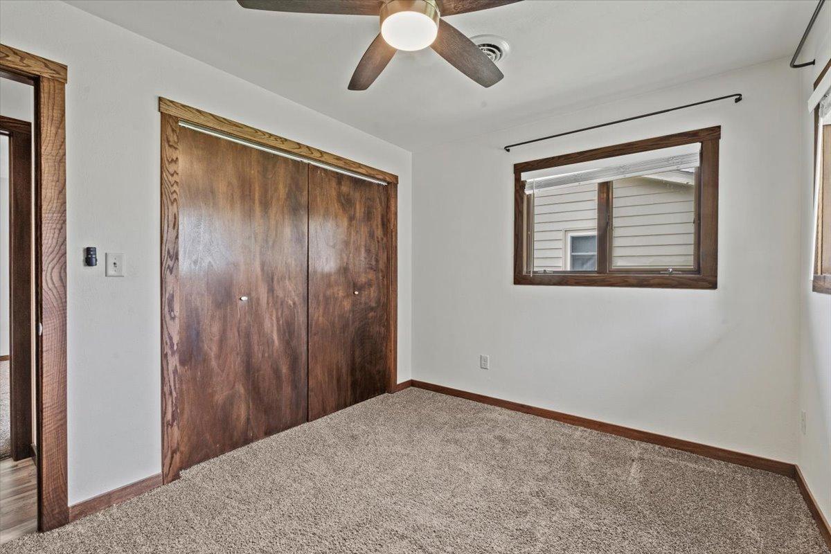 1964 single family home for sale at 248 Wegener Drive in Breckenridge, MN — 5 bed, 2 bath (photo 27 of 72)