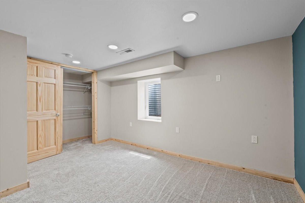 1964 single family home for sale at 248 Wegener Drive in Breckenridge, MN — 5 bed, 2 bath (photo 53 of 72)