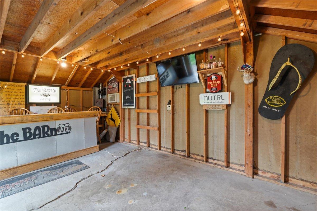 1964 single family home for sale at 248 Wegener Drive in Breckenridge, MN — 5 bed, 2 bath (photo 67 of 72)