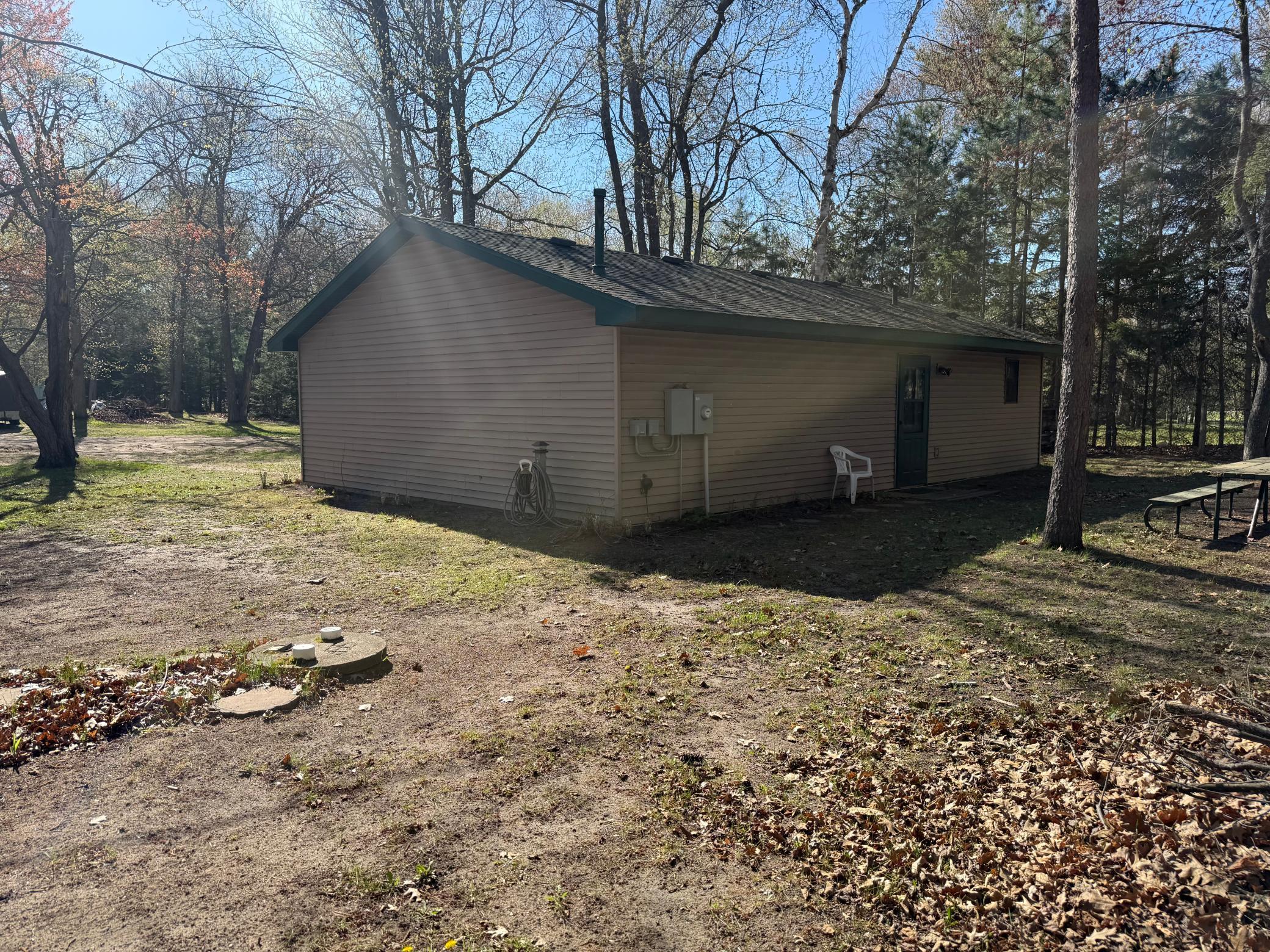 2000 home for sale at 40411 Bucksnort Drive in Emily, MN — 0 bed, 1 bath (photo 4 of 19)