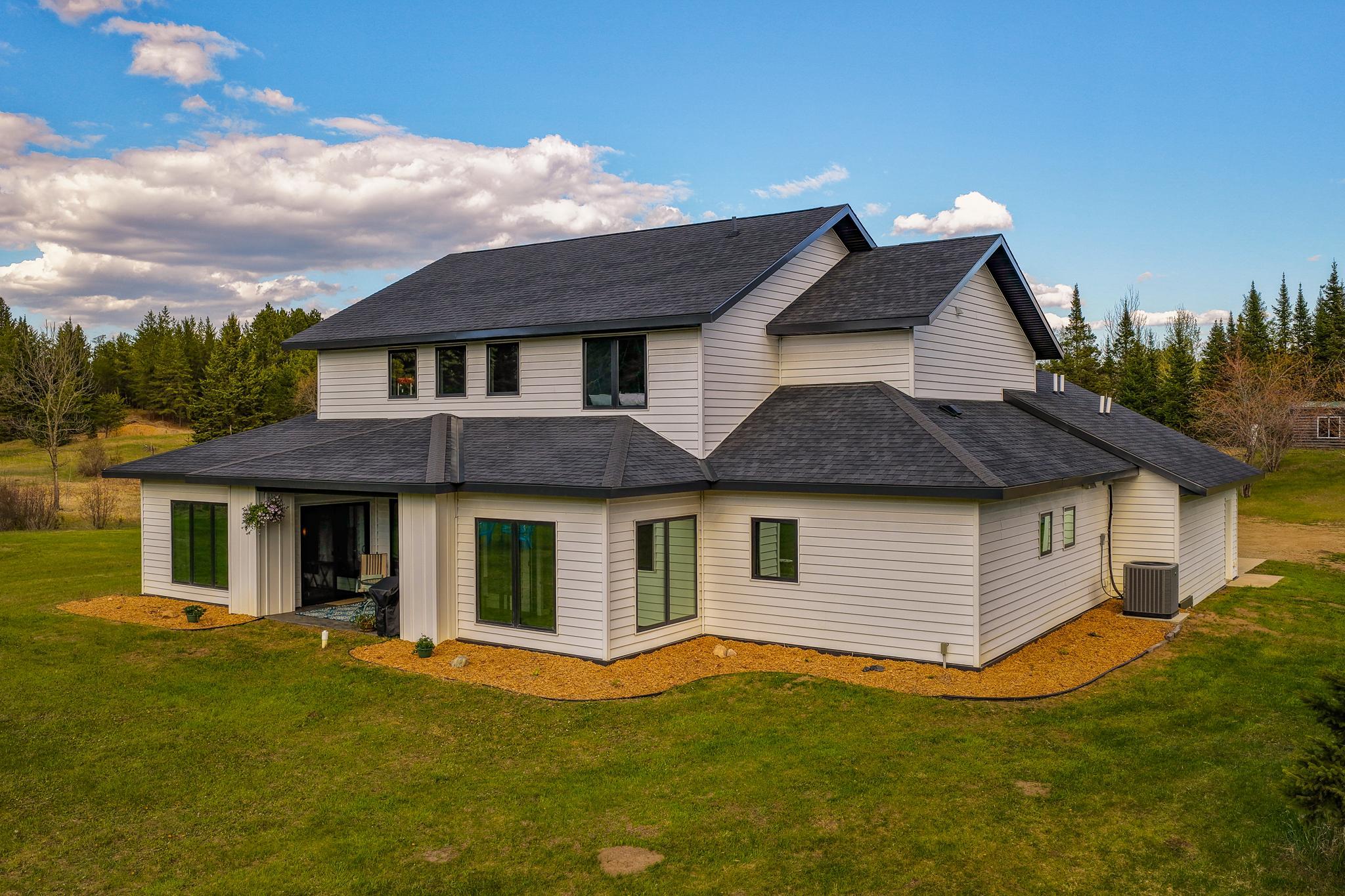 2020 single family home for sale at 26575 US 71 in Park Rapids, MN — 4 bed, 4 bath (photo 34 of 53)