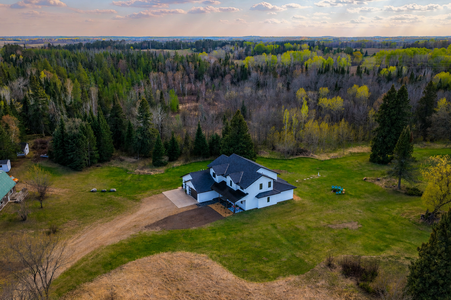2020 single family home for sale at 26575 US 71 in Park Rapids, MN — 4 bed, 4 bath (photo 36 of 53)