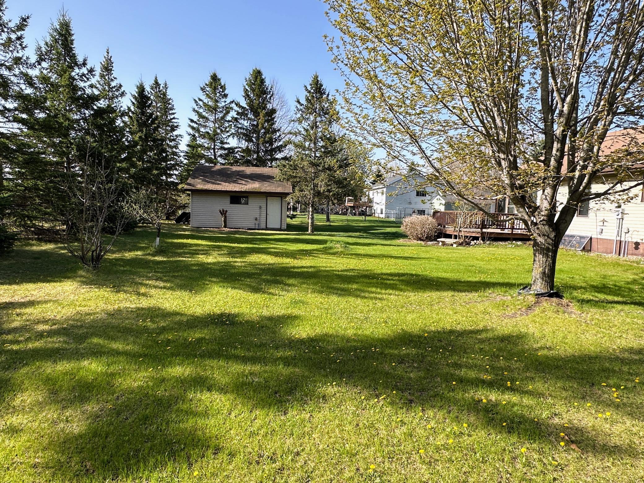 1993 single family home for sale at 608 Pinetree Drive in Perham, MN — 5 bed, 4 bath (photo 11 of 41)