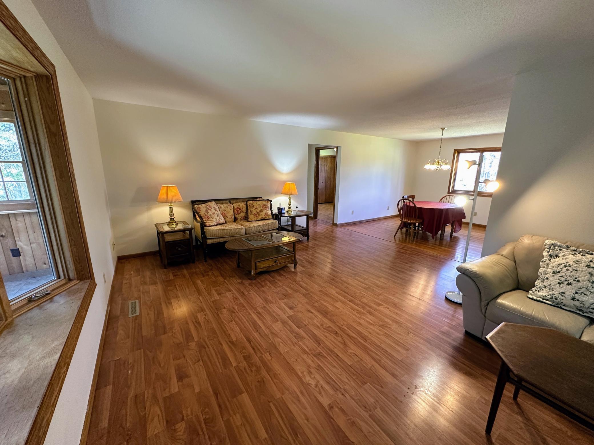 1993 single family home for sale at 608 Pinetree Drive in Perham, MN — 5 bed, 4 bath (photo 22 of 41)