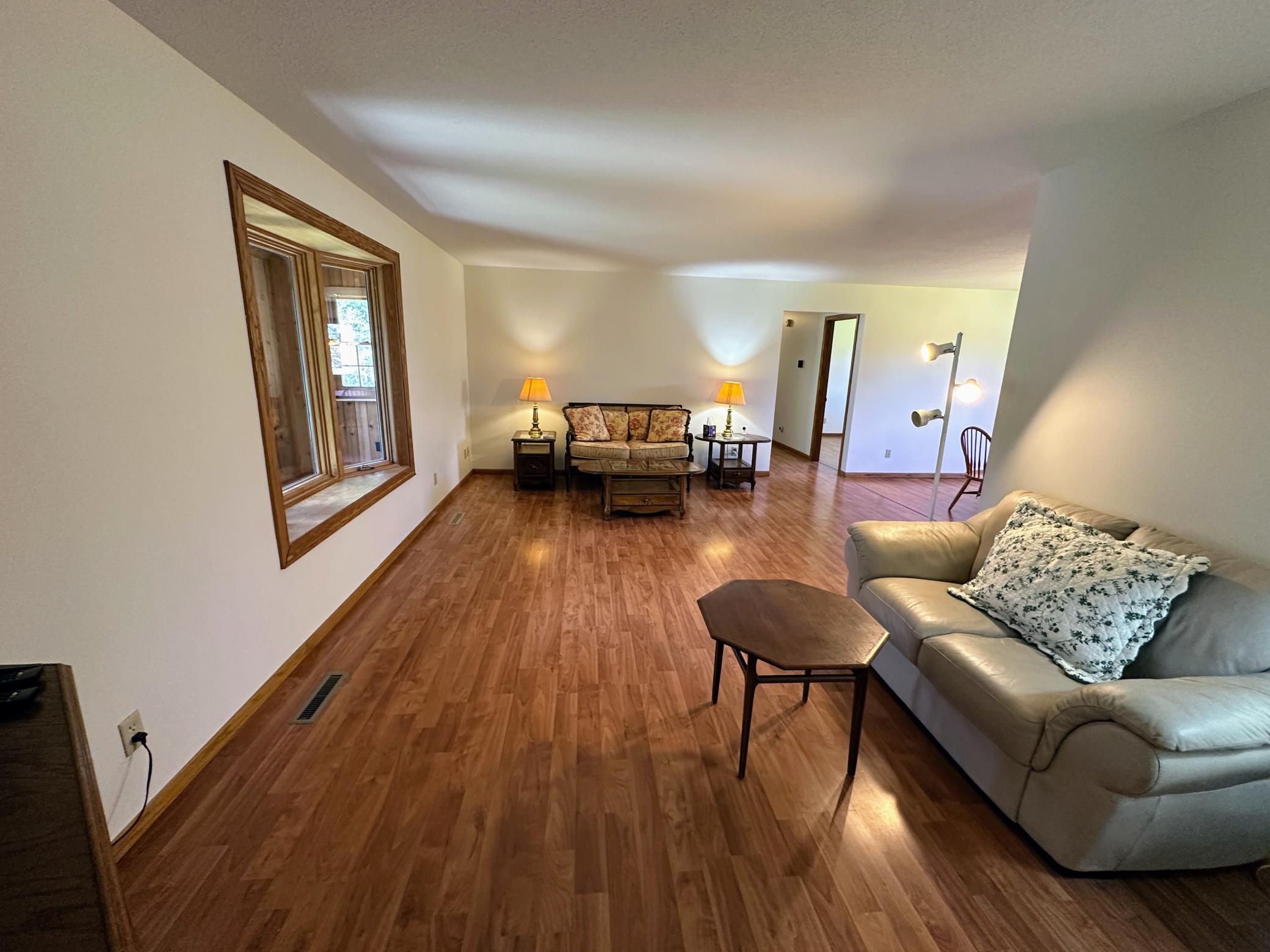 1993 single family home for sale at 608 Pinetree Drive in Perham, MN — 5 bed, 4 bath (photo 23 of 41)