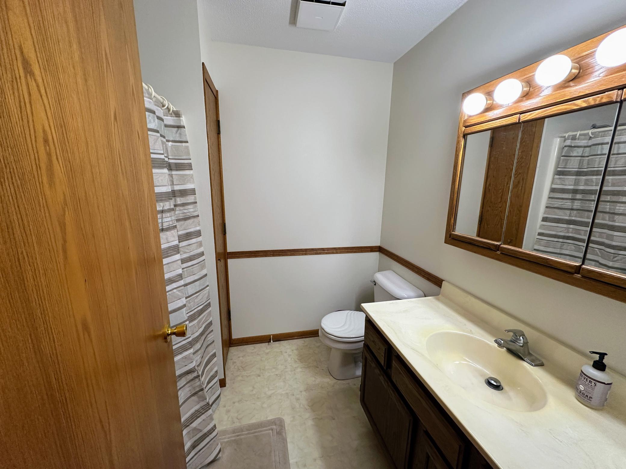 1993 single family home for sale at 608 Pinetree Drive in Perham, MN — 5 bed, 4 bath (photo 32 of 41)
