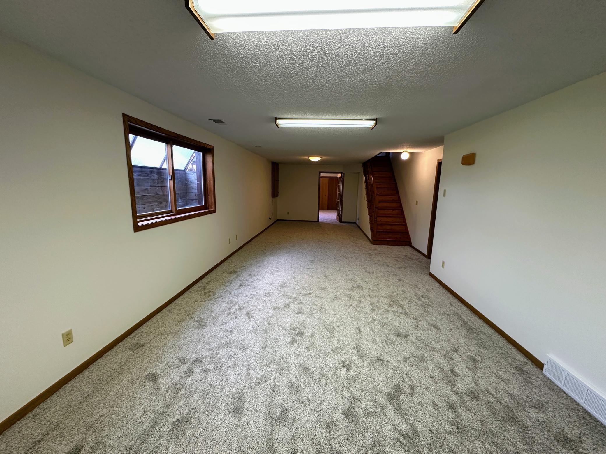 1993 single family home for sale at 608 Pinetree Drive in Perham, MN — 5 bed, 4 bath (photo 35 of 41)