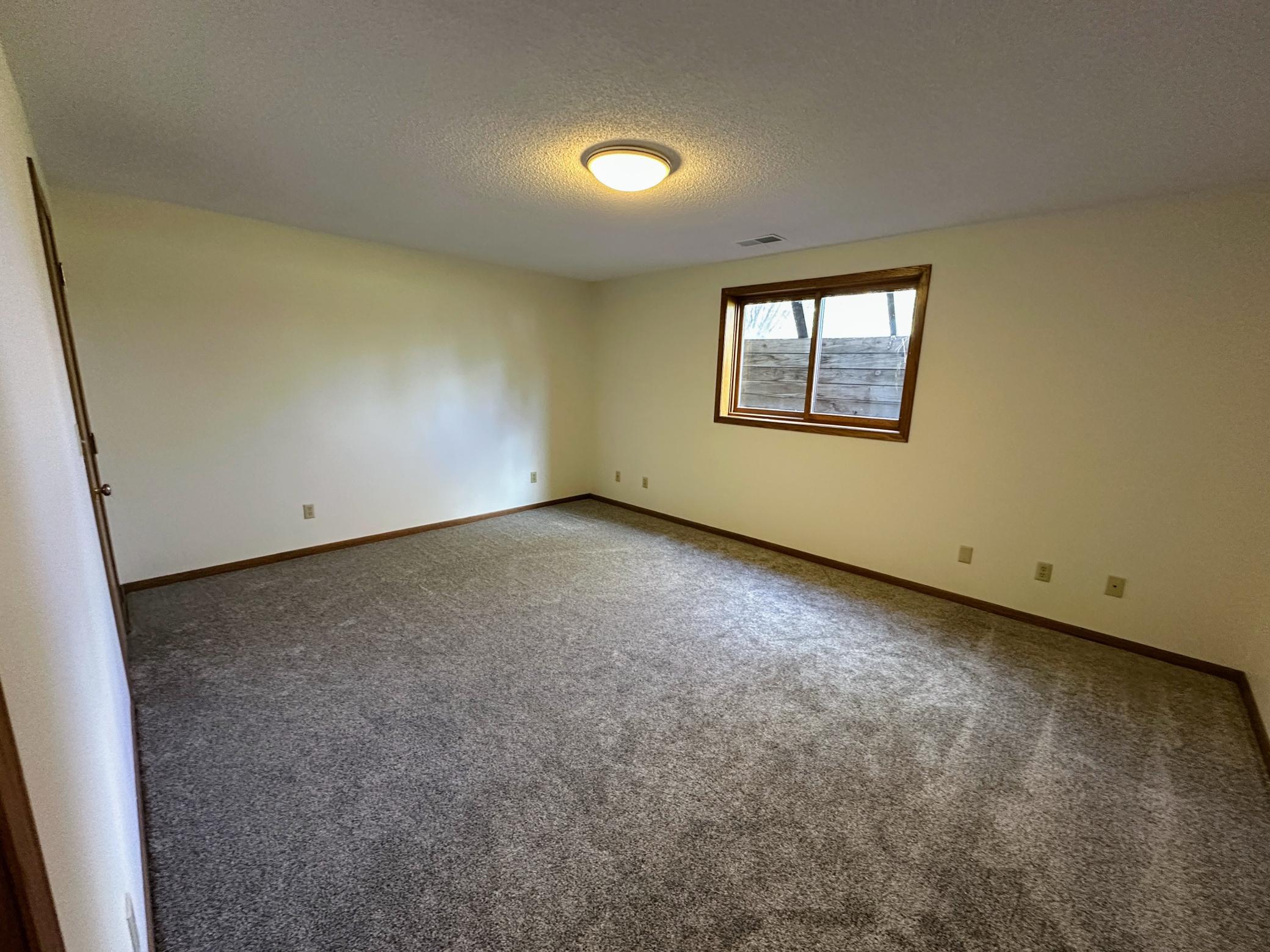 1993 single family home for sale at 608 Pinetree Drive in Perham, MN — 5 bed, 4 bath (photo 36 of 41)