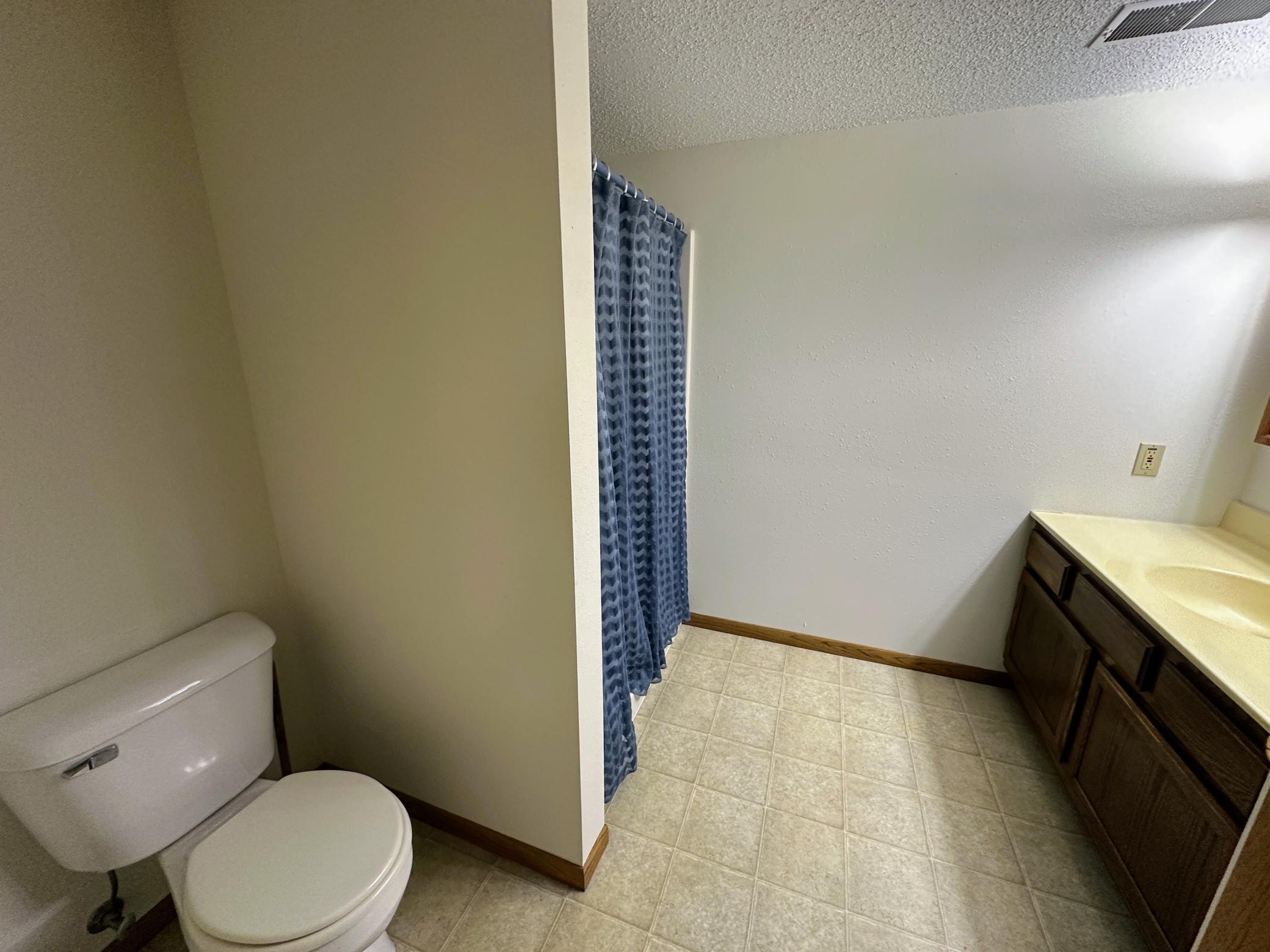 1993 single family home for sale at 608 Pinetree Drive in Perham, MN — 5 bed, 4 bath (photo 38 of 41)