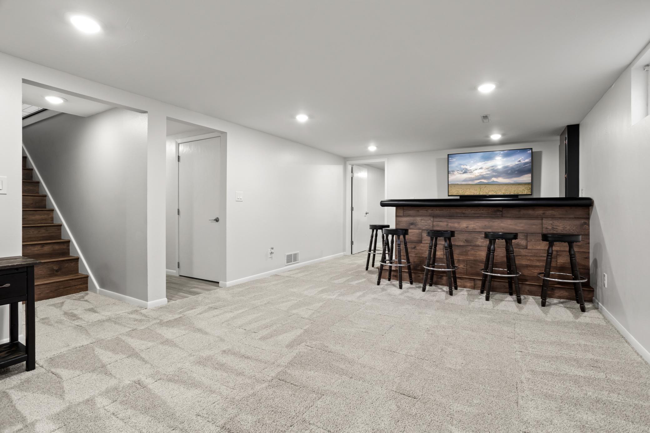 1976 single family home for sale at 1437 E Gateway Circle S in Fargo, ND — 3 bed, 3 bath (photo 28 of 45)