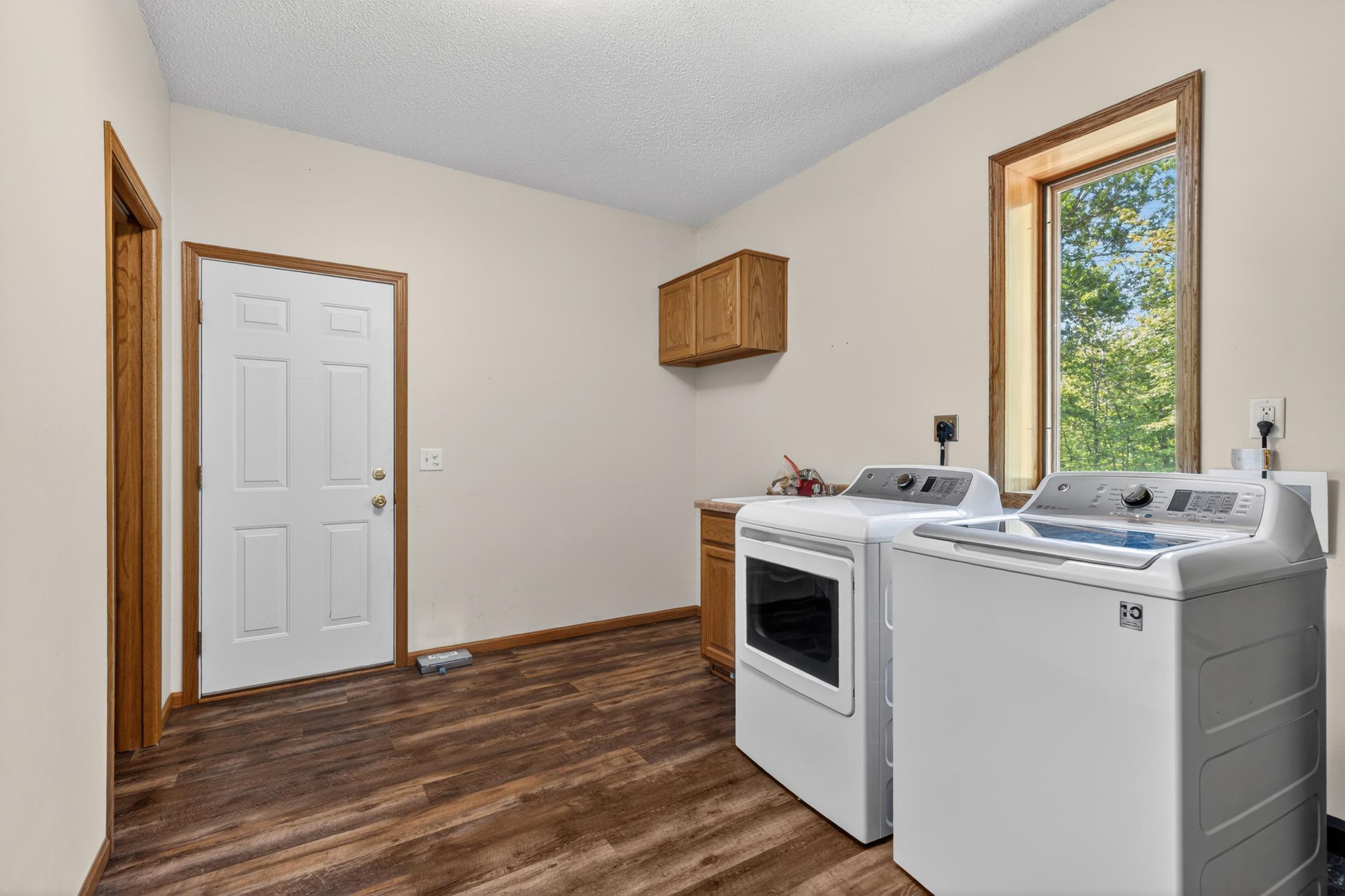 2006 single family home for sale at 37593 316th Lane in Aitkin, MN — 4 bed, 3 bath (photo 34 of 45)