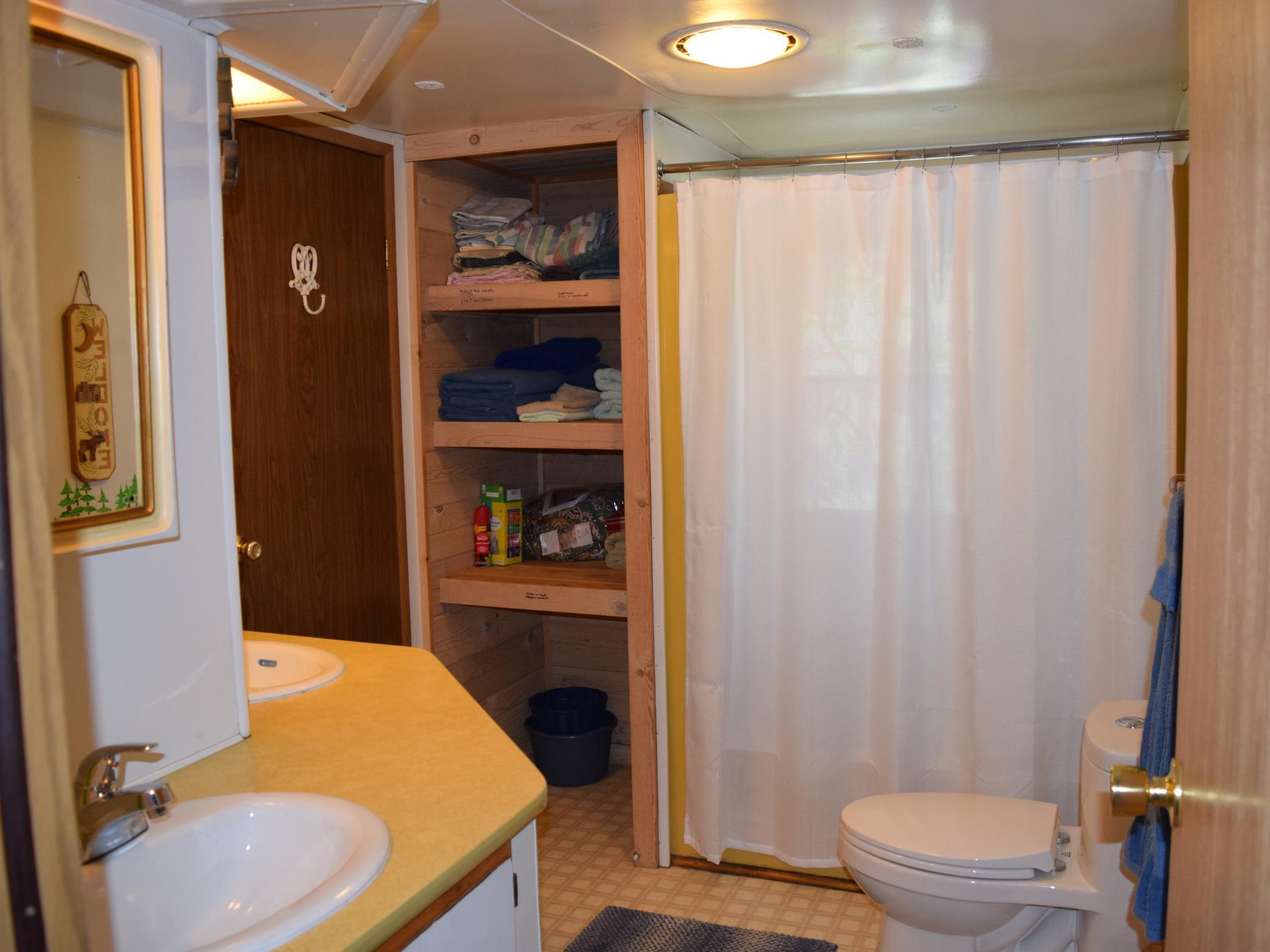 1977 single family home for sale at 5717 County Rd 138 in Garrison, MN — 3 bed, 2 bath (photo 15 of 44)