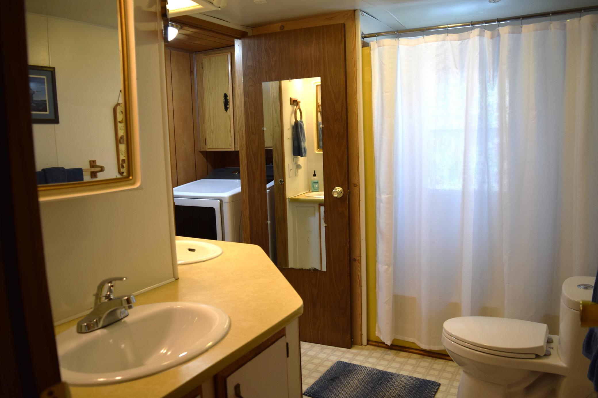 1977 single family home for sale at 5717 County Rd 138 in Garrison, MN — 3 bed, 2 bath (photo 16 of 44)