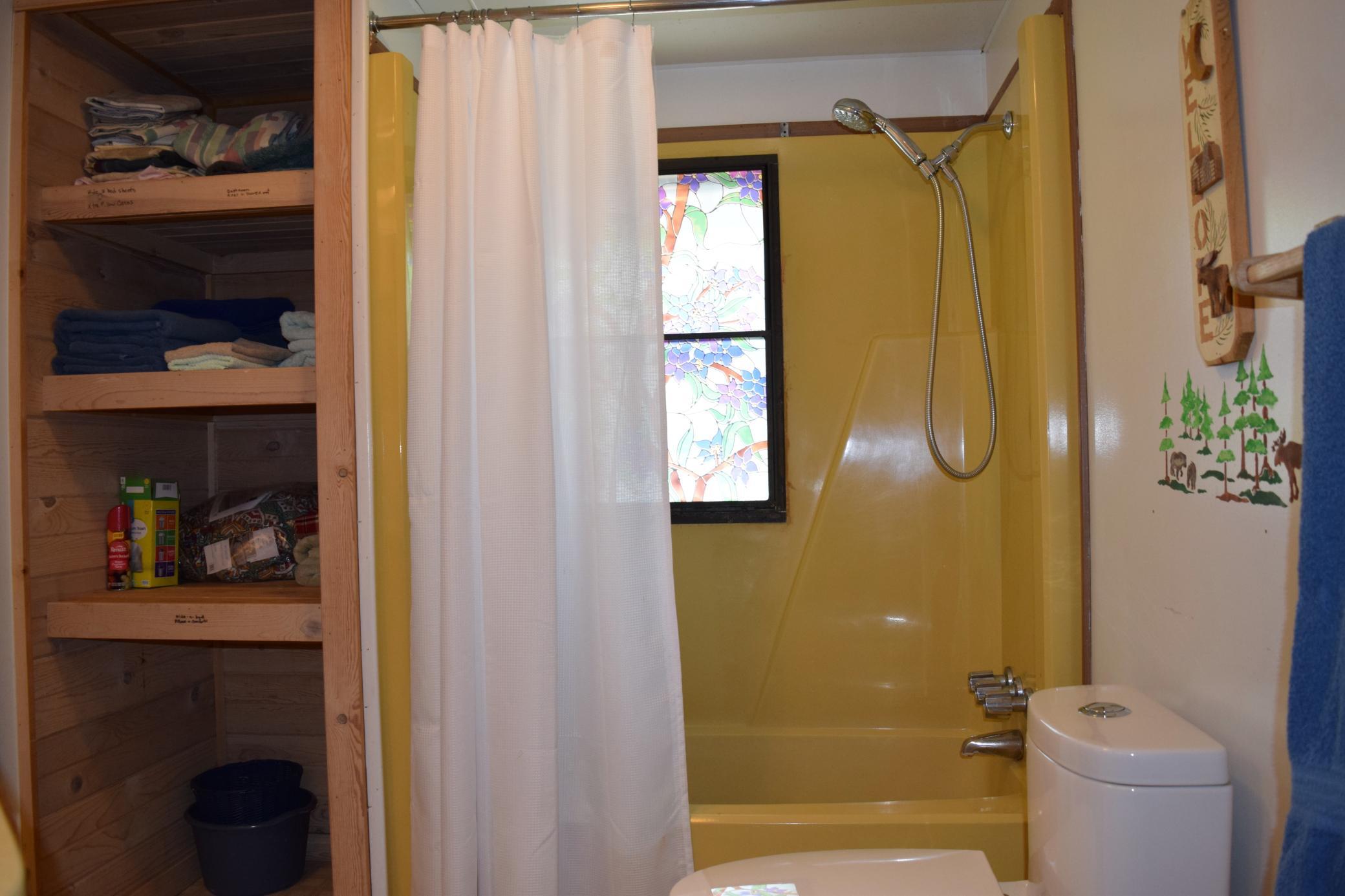 1977 single family home for sale at 5717 County Rd 138 in Garrison, MN — 3 bed, 2 bath (photo 17 of 44)