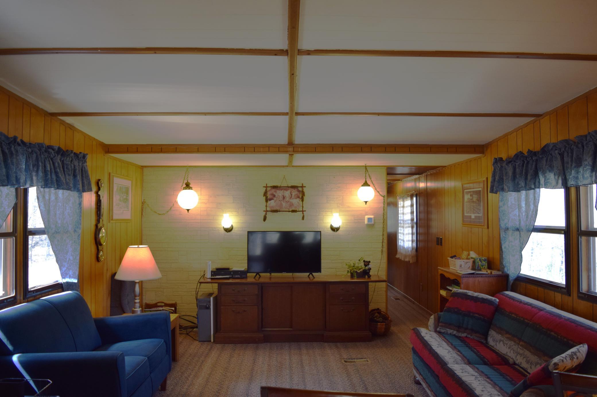 1977 single family home for sale at 5717 County Rd 138 in Garrison, MN — 3 bed, 2 bath (photo 9 of 44)