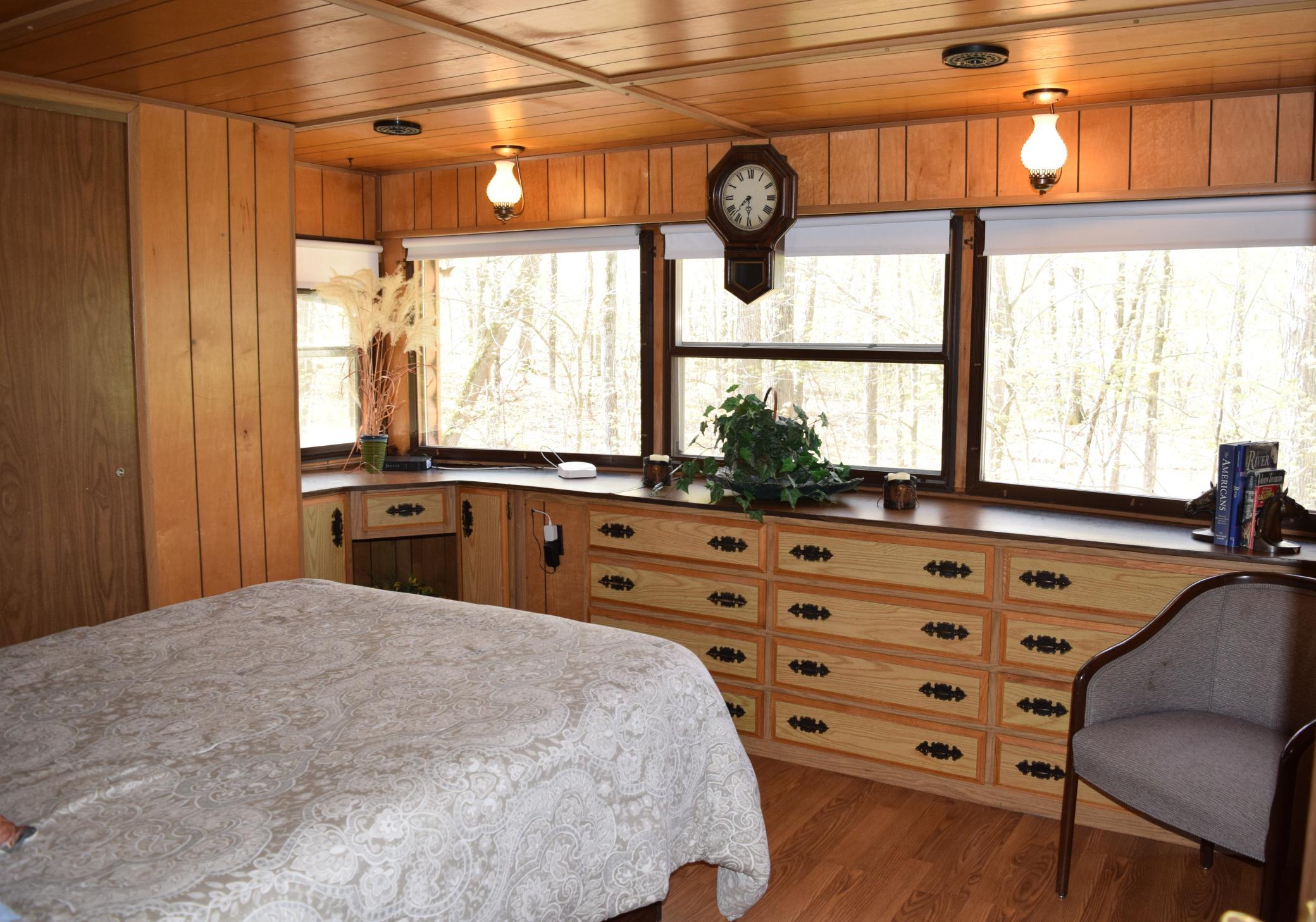 1977 single family home for sale at 5717 County Rd 138 in Garrison, MN — 3 bed, 2 bath (photo 10 of 44)