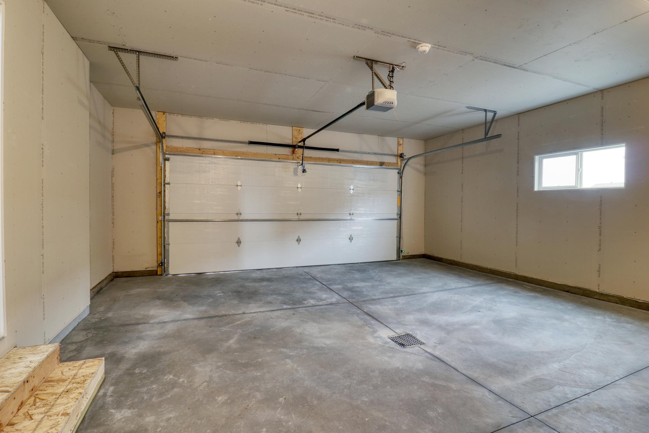 6727 Selkirk Drive S, Fargo ND 58104 - Photo 38 of 38